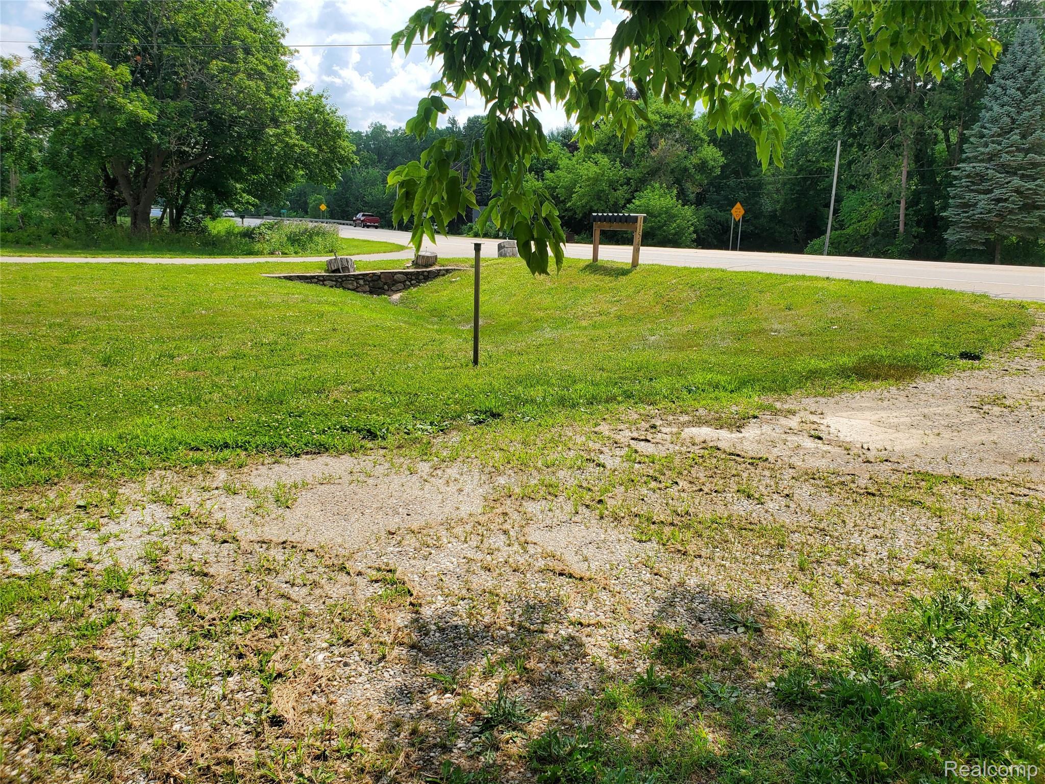 11549 S Us Highway 27 Property Photo 5