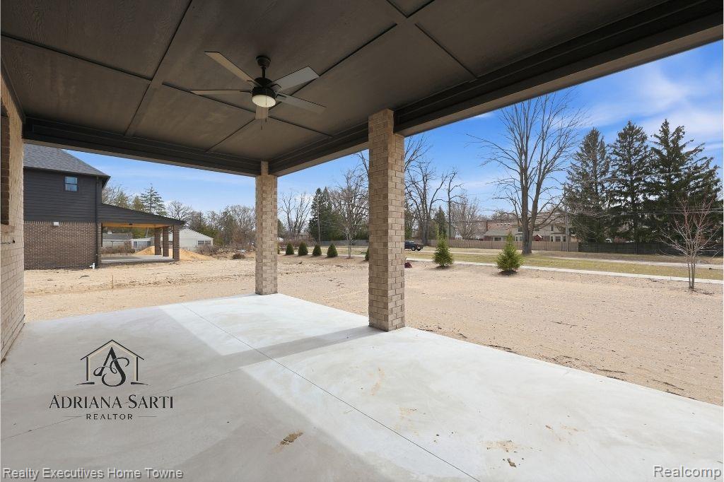 11982 Encore Court Property Photo 46
