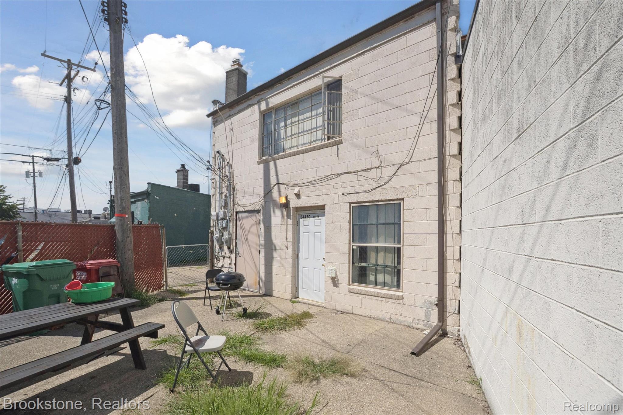 24450 Gratiot Avenue Property Photo 24