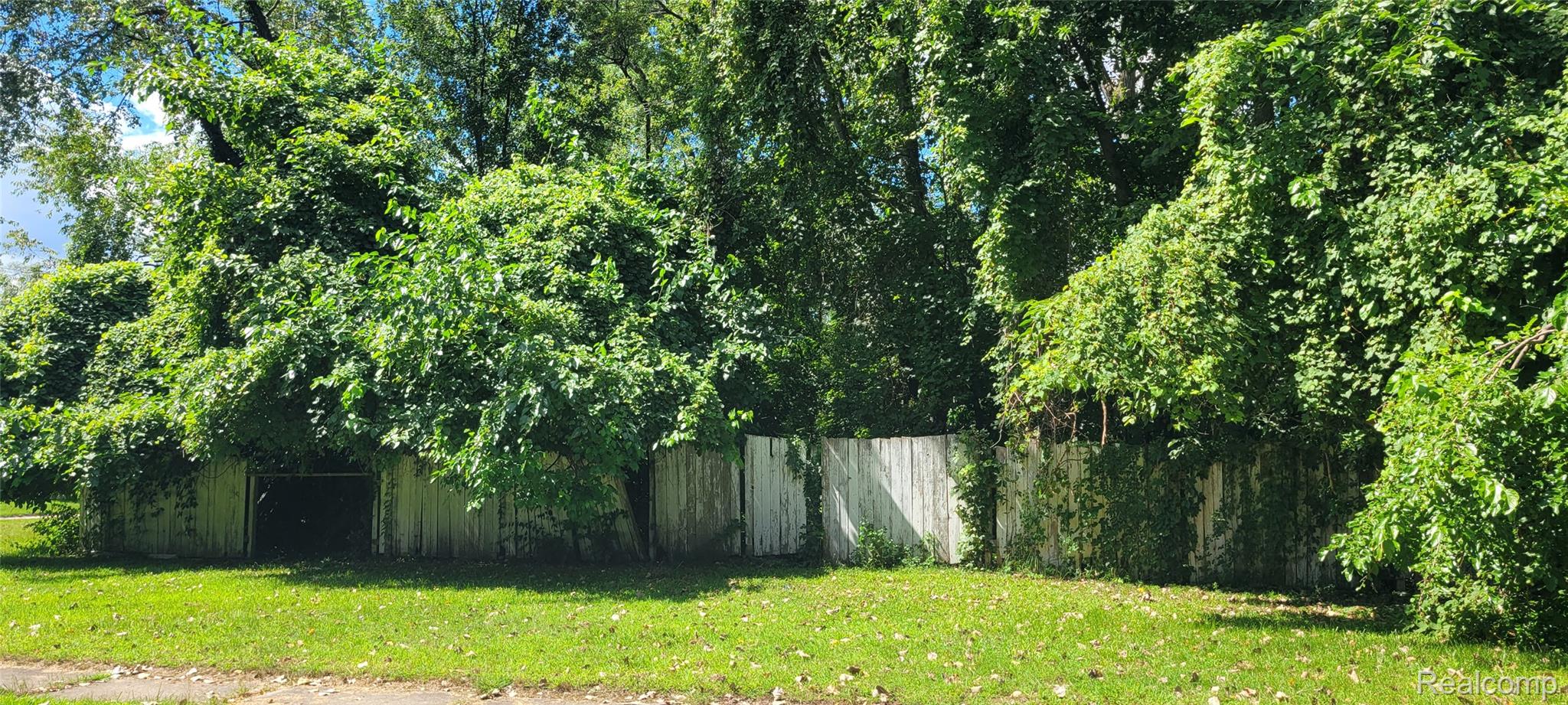 Lot 214, 2nd Property Photo 1