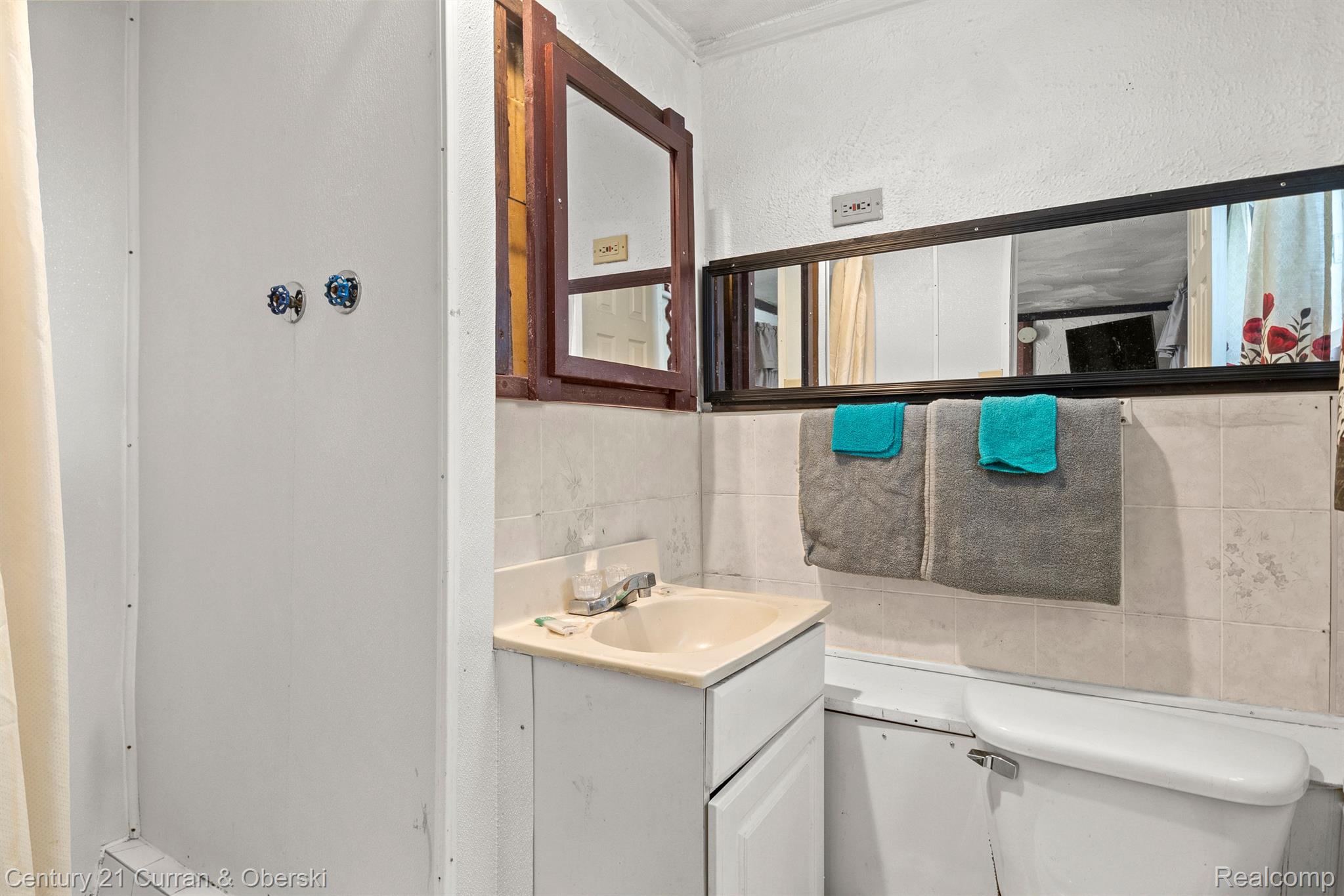 11920 Telegraph Road Property Photo 39