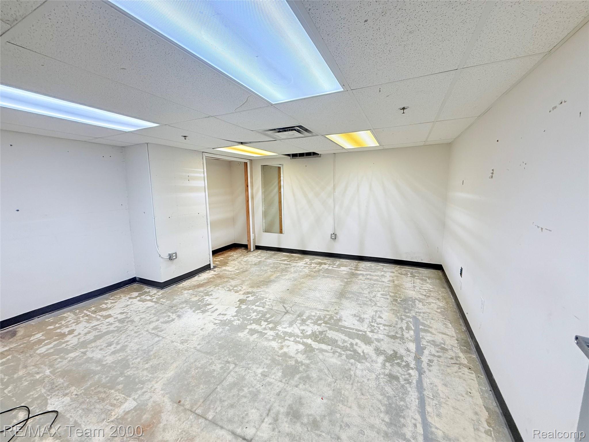 5040 Schaefer Road Property Photo 11