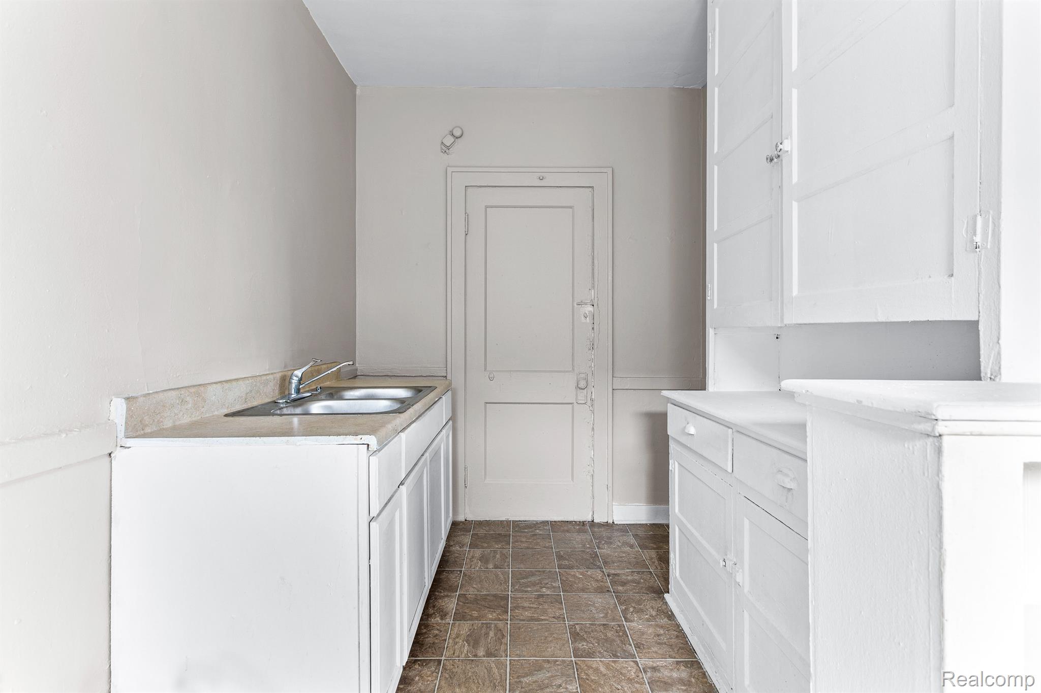 3550 Montclair Street Property Photo 40