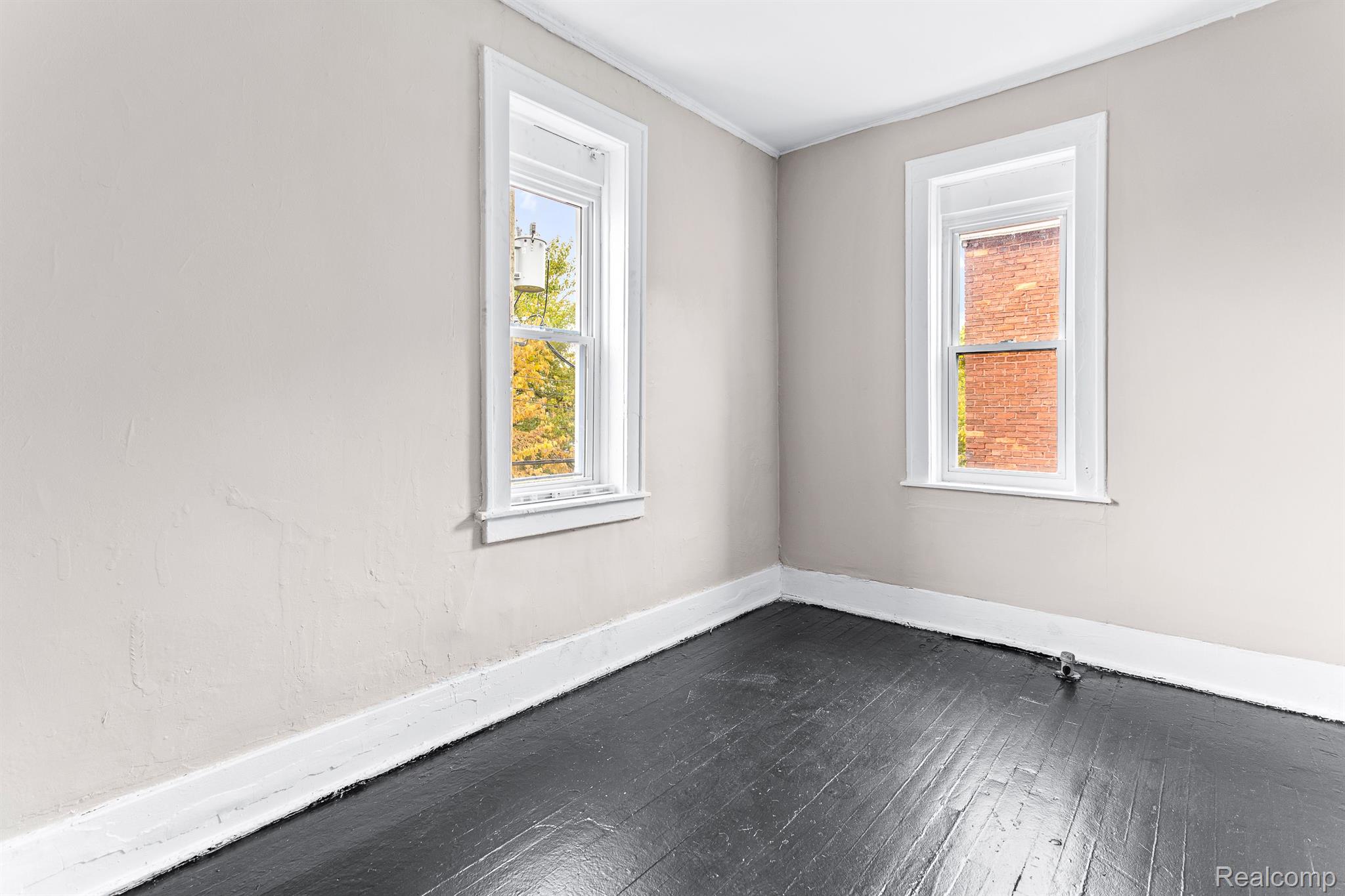 3550 Montclair Street Property Photo 46