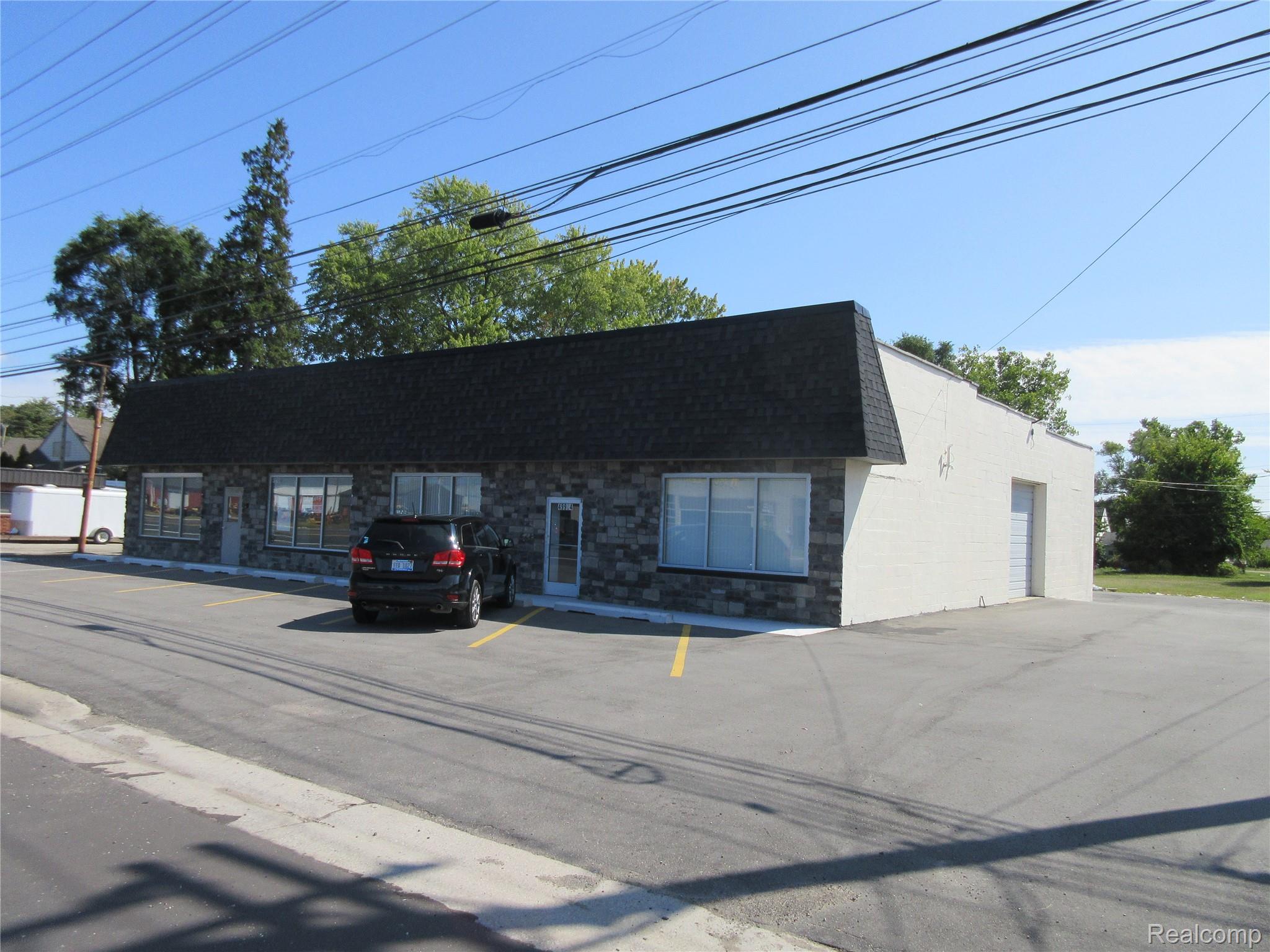 49908 Gratiot Avenue Property Photo 1
