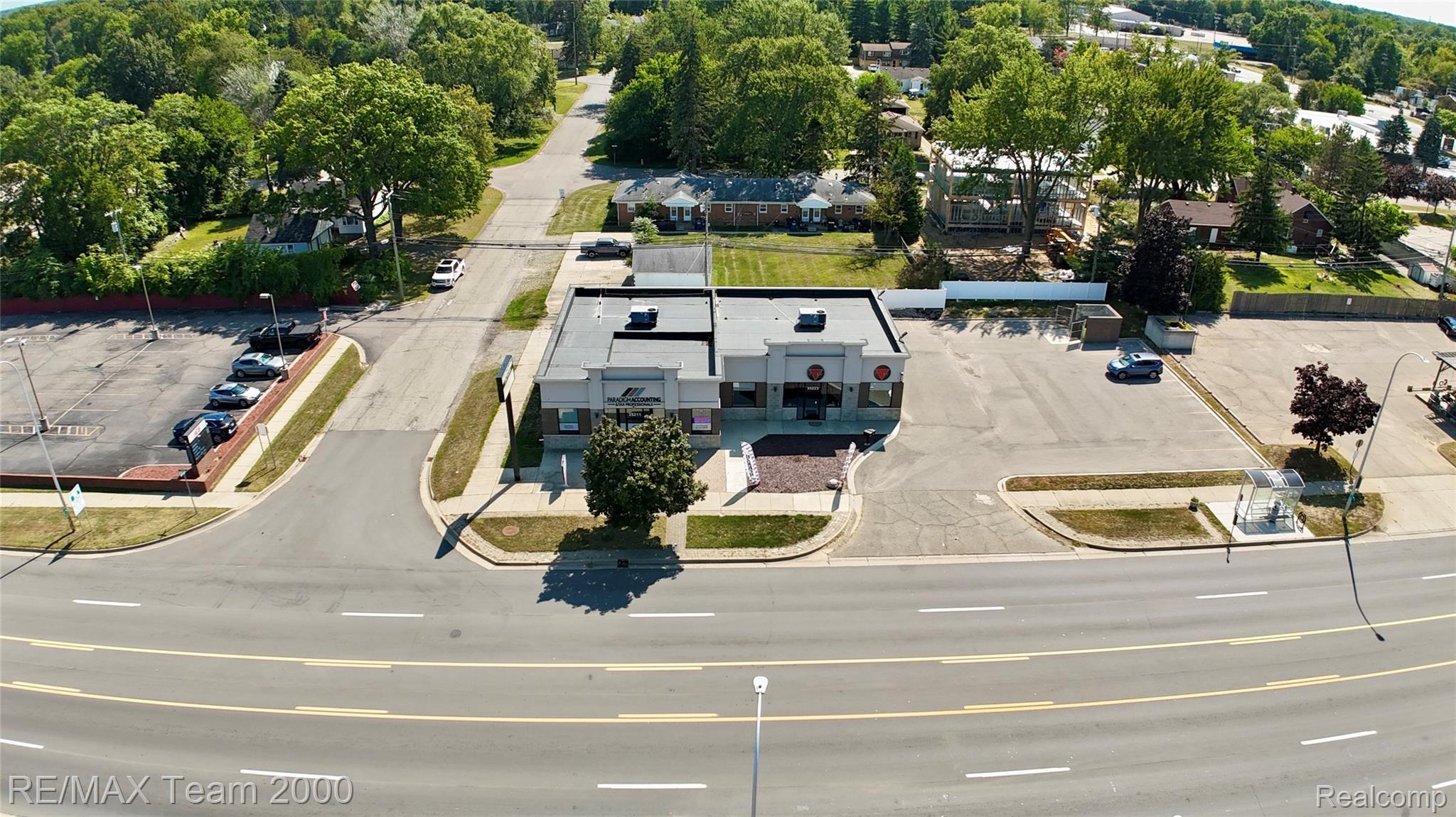 35211 Ford Road Property Photo 4