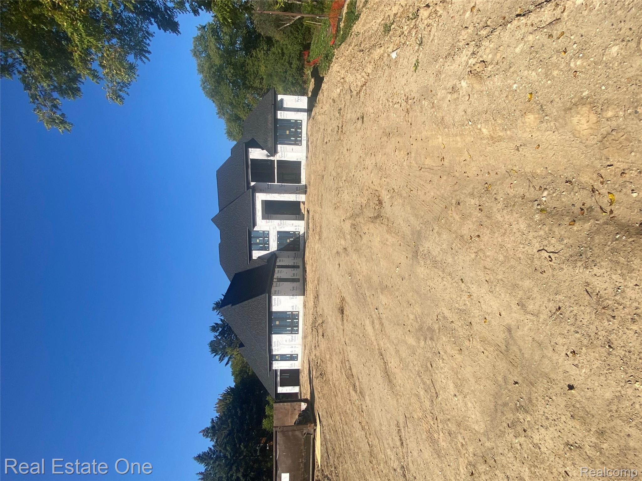 3370 Bloomcrest Drive Property Photo 1