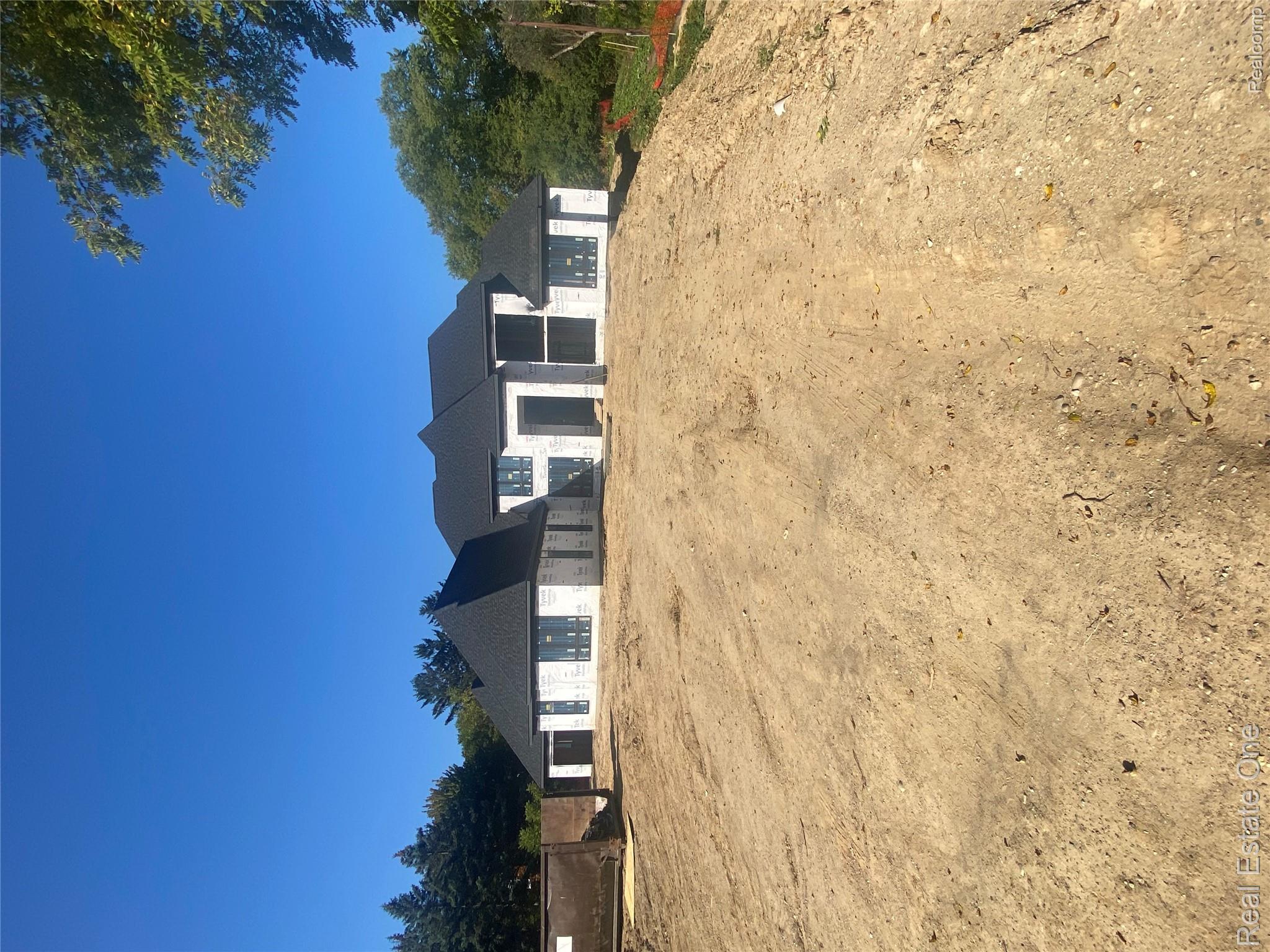 3370 Bloomcrest Drive Property Photo 1