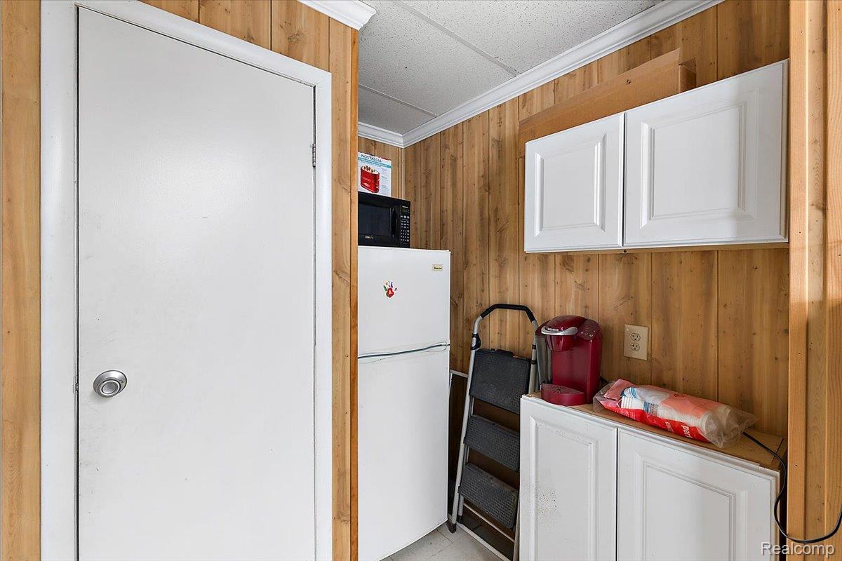 59120 Oasis Center Drive Property Photo 38