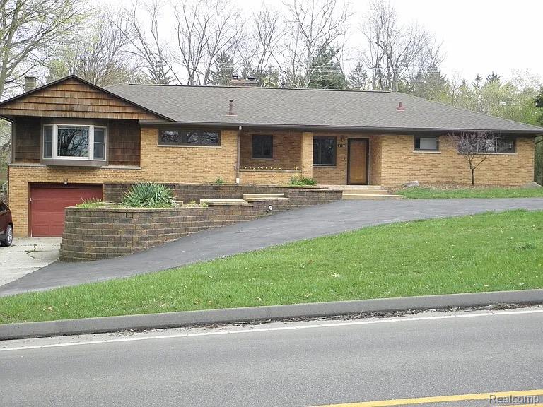 2136 Newport Road Property Photo 1