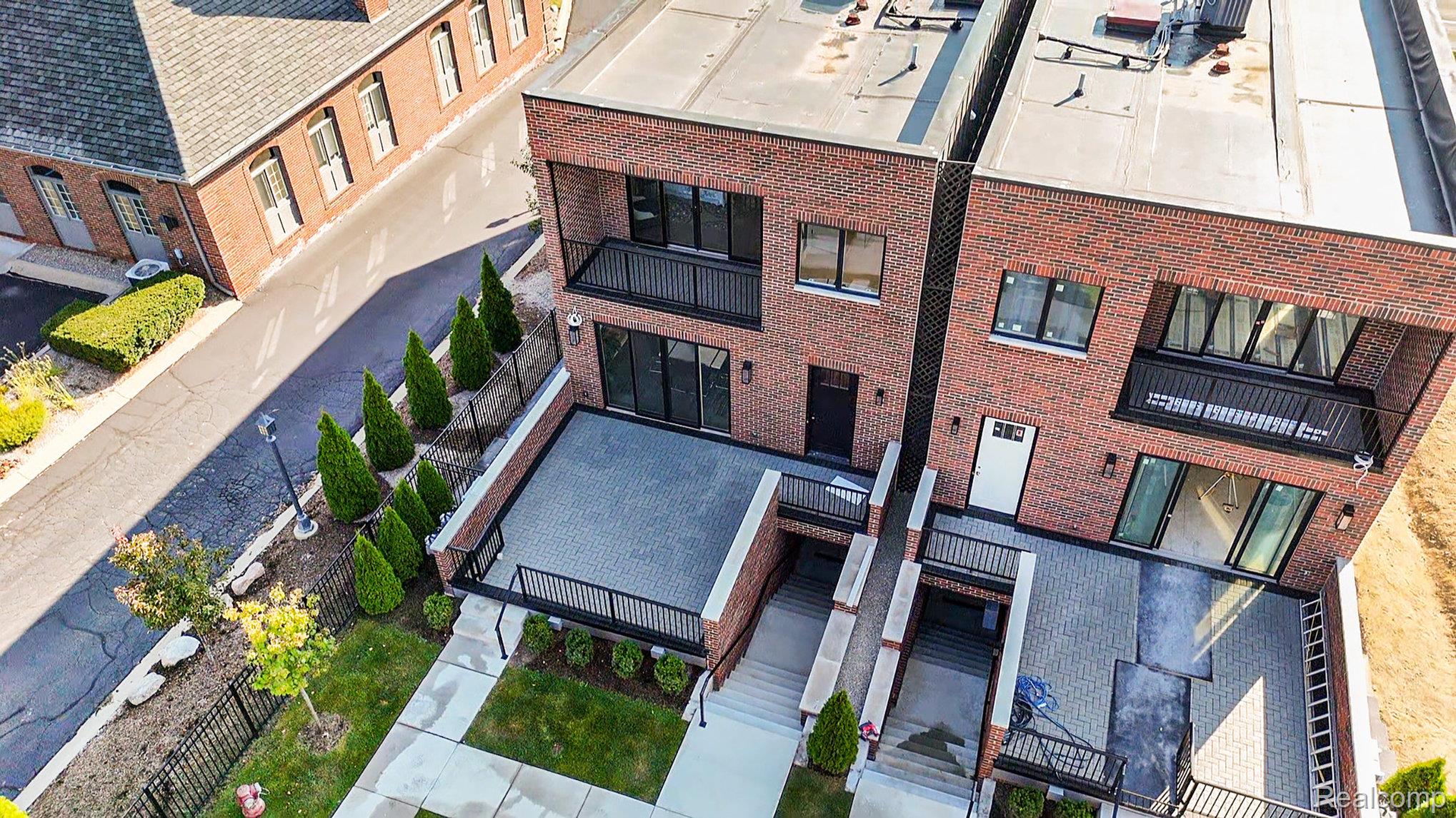 1223 N Main Street Property Photo 44