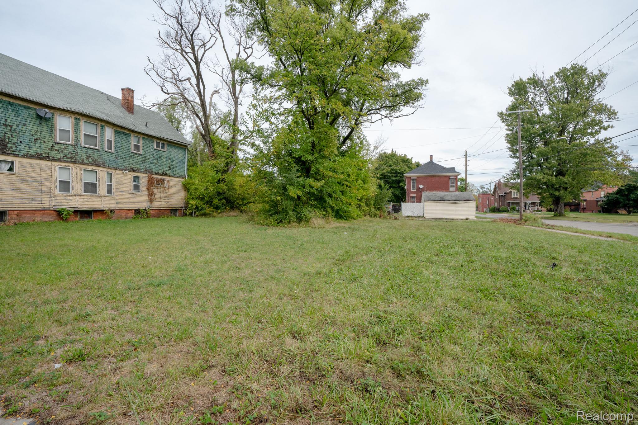 6921 Benson Street Property Photo 4