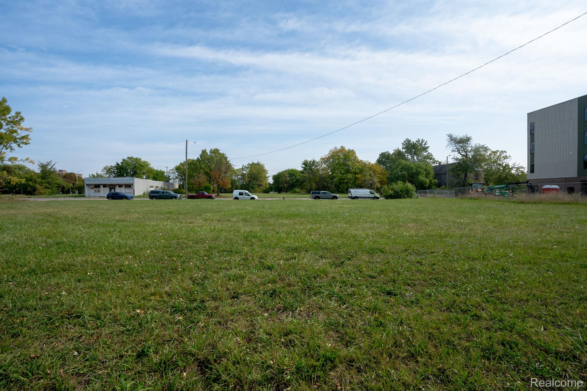 3371 14th Street Property Photo 3