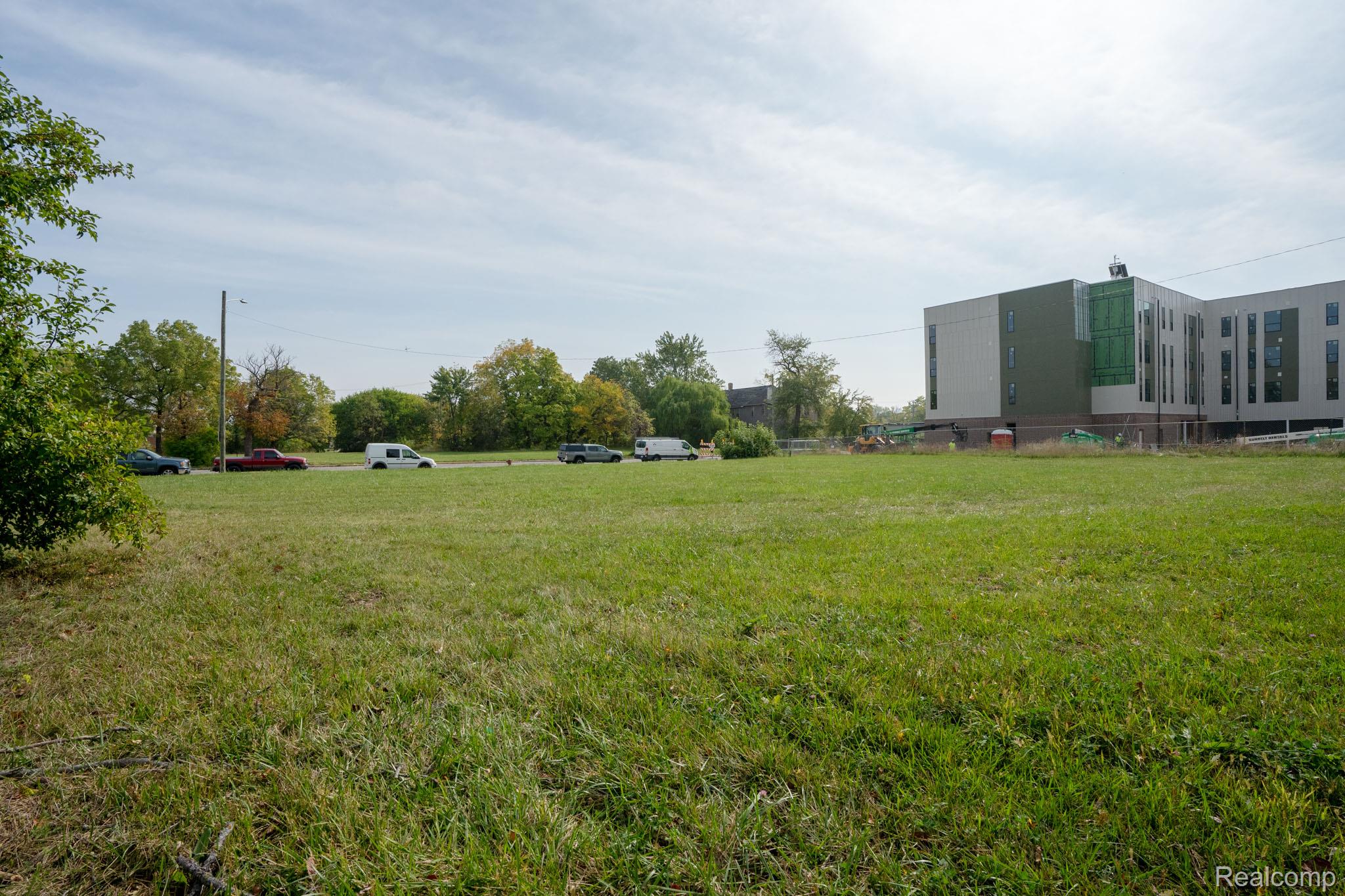 3371 14th Street Property Photo 4