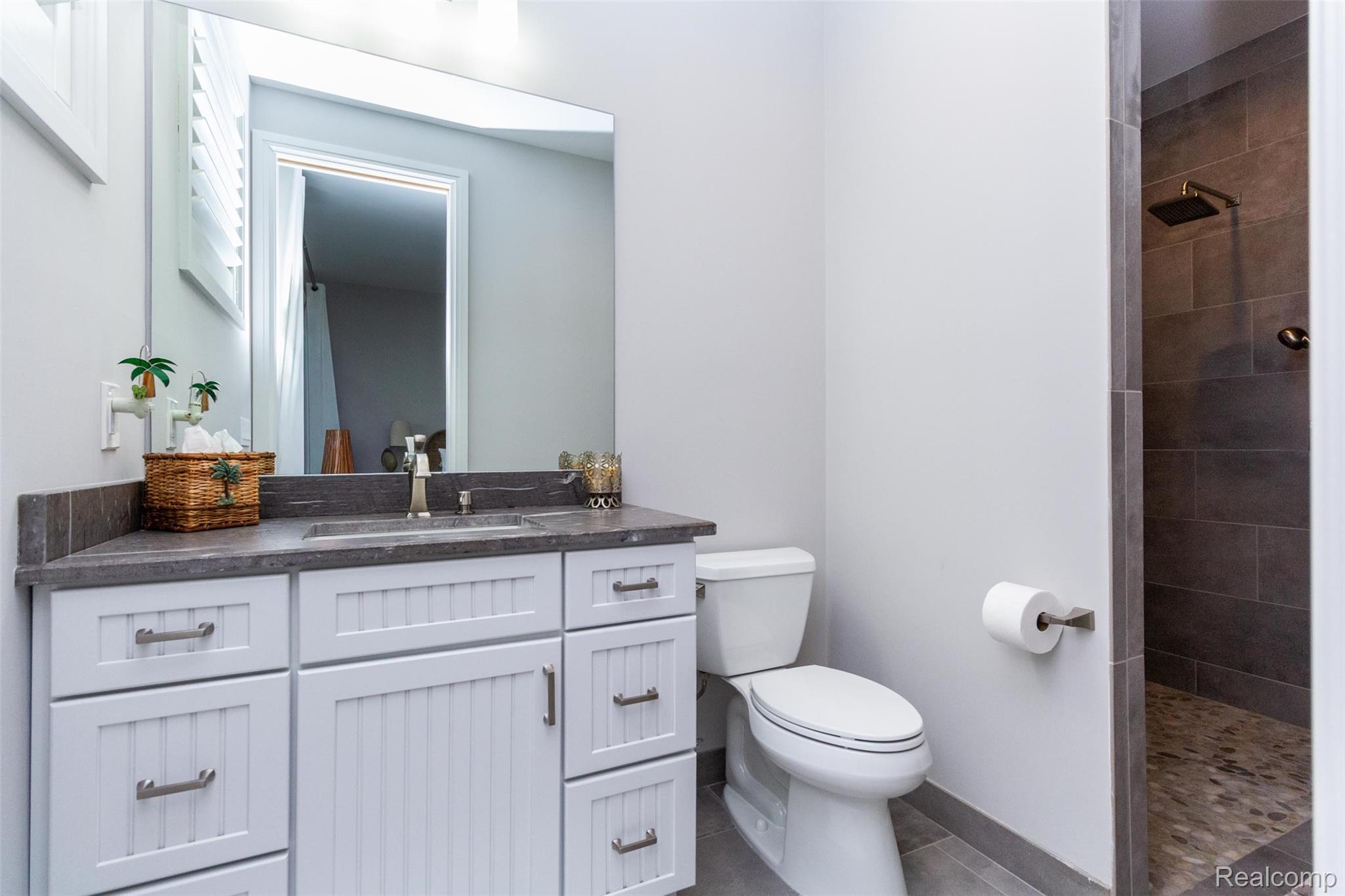 302 Tanview Drive Property Photo 60