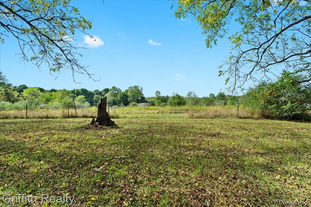 9800 Beeman Road Property Photo 1