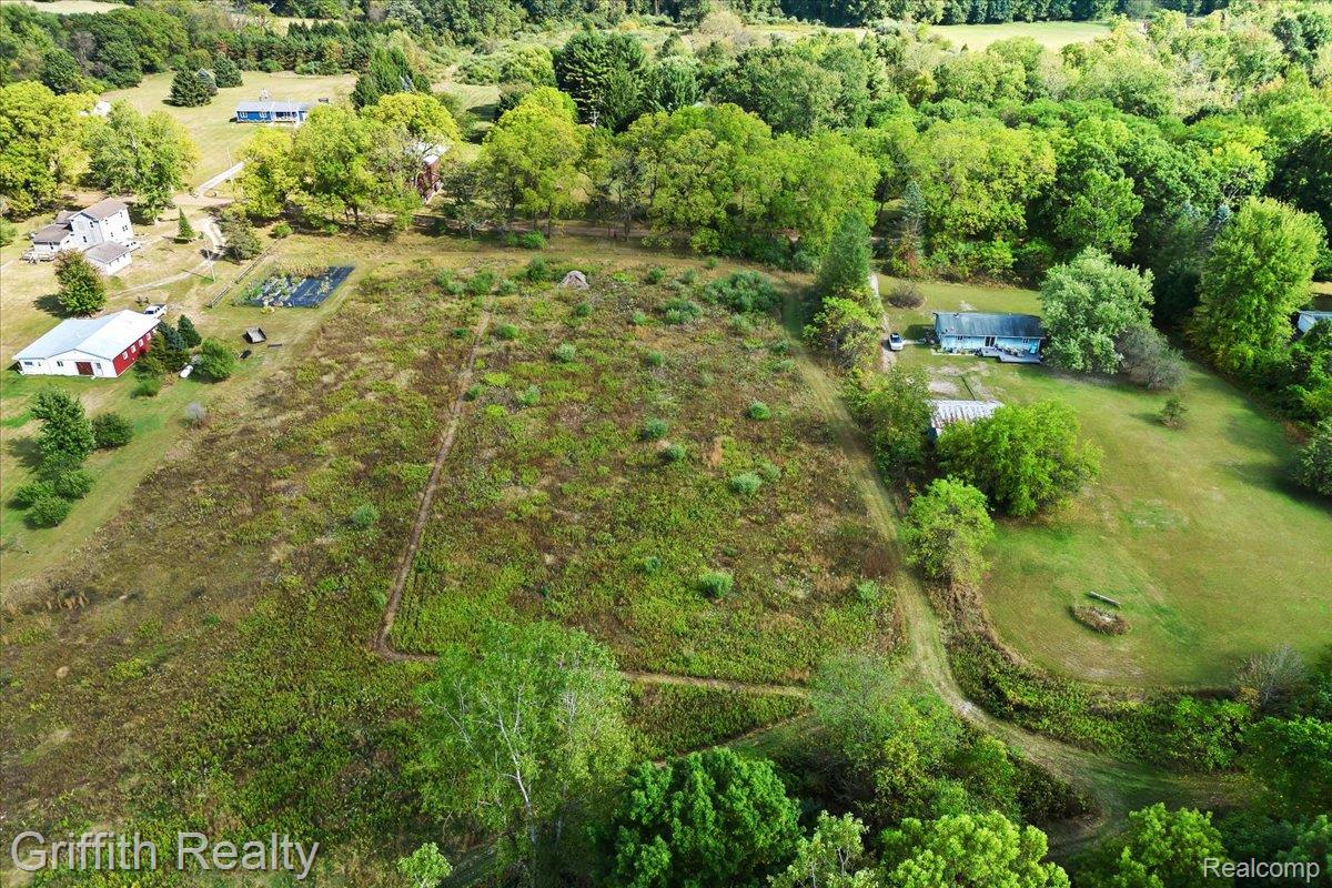 9800 Beeman Road Property Photo 10
