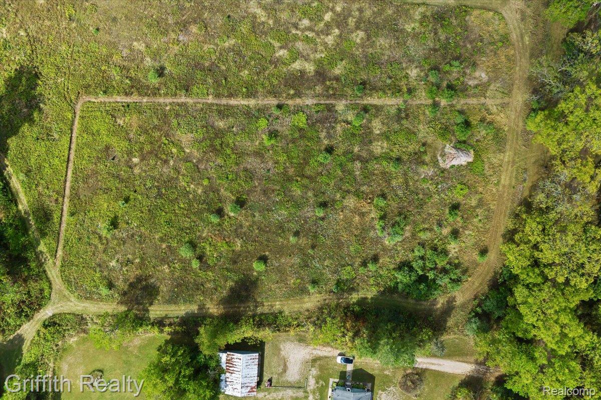9800 Beeman Road Property Photo 16