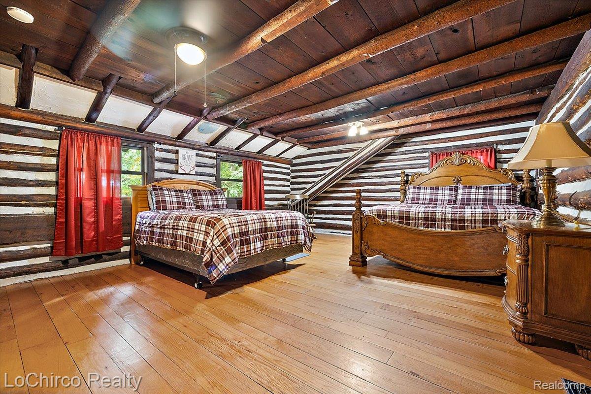 8646 Thendara Boulevard Property Photo 30