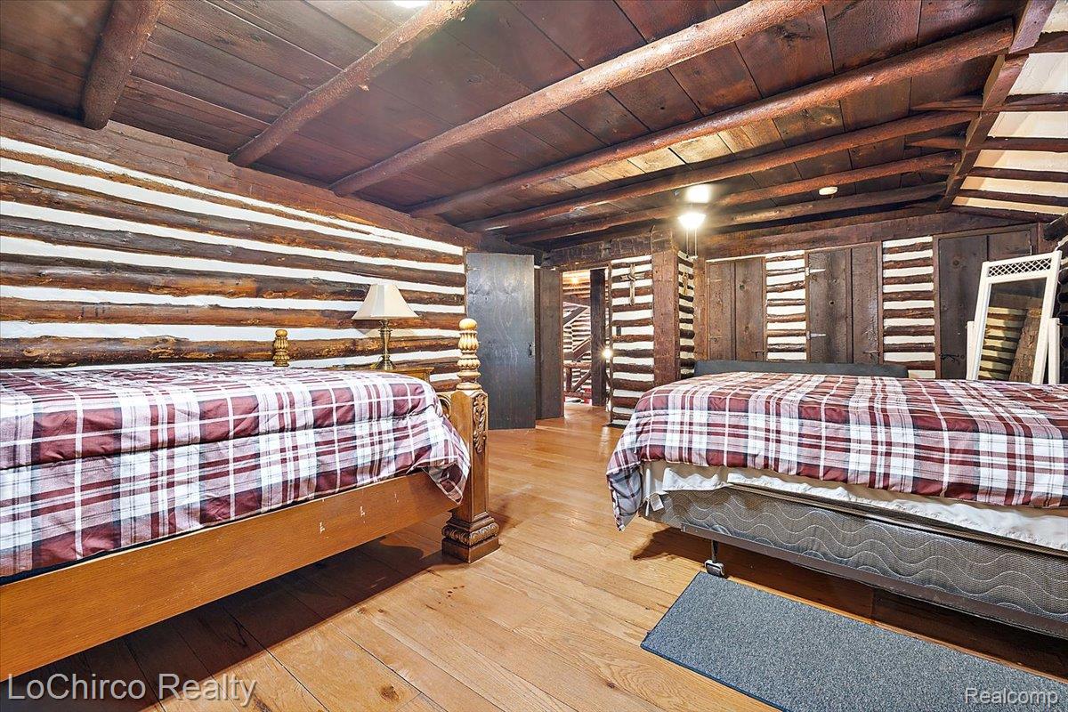 8646 Thendara Boulevard Property Photo 31