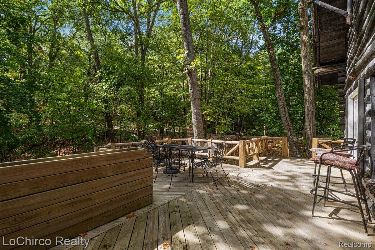 8646 Thendara Boulevard Property Photo 66