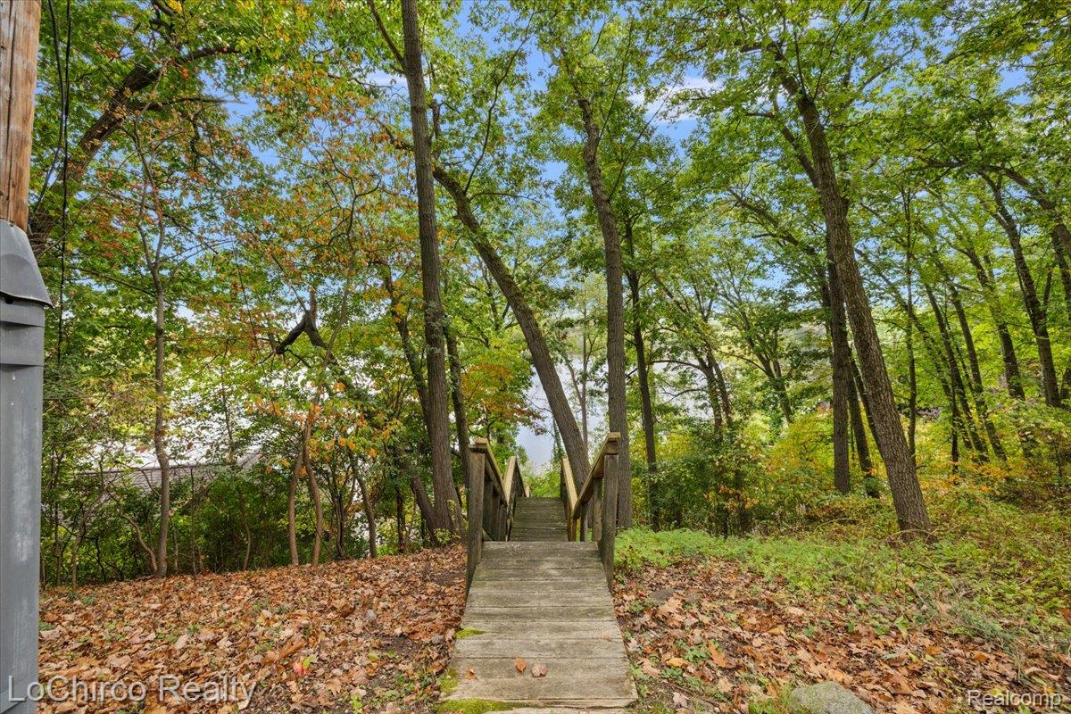 8646 Thendara Boulevard Property Photo 70