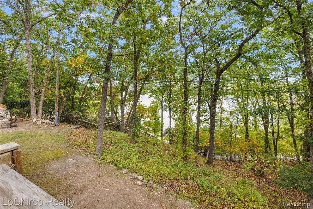 8646 Thendara Boulevard Property Photo 75