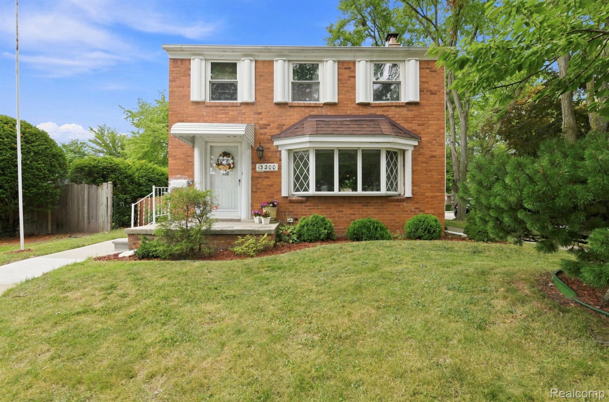 13200 Mercier Street Property Photo 1