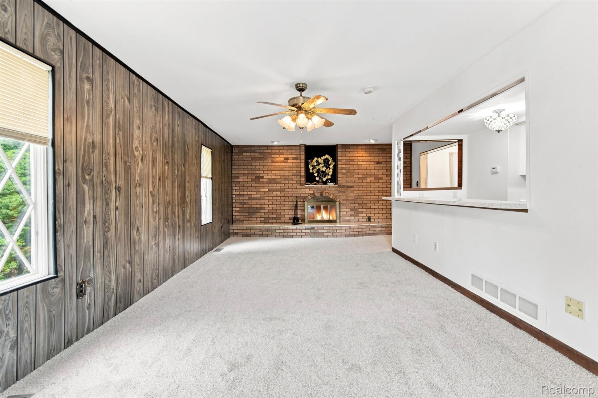 13200 Mercier Street Property Photo 15