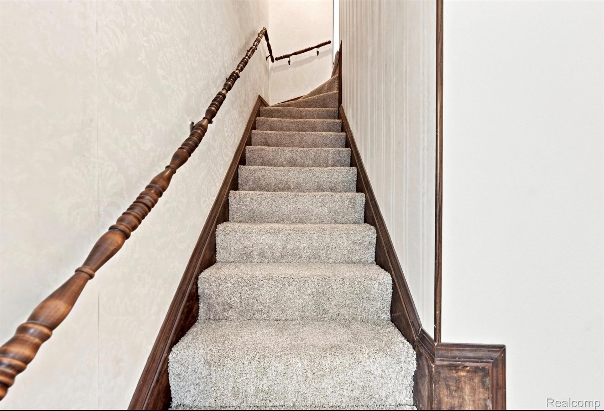 13200 Mercier Street Property Photo 19