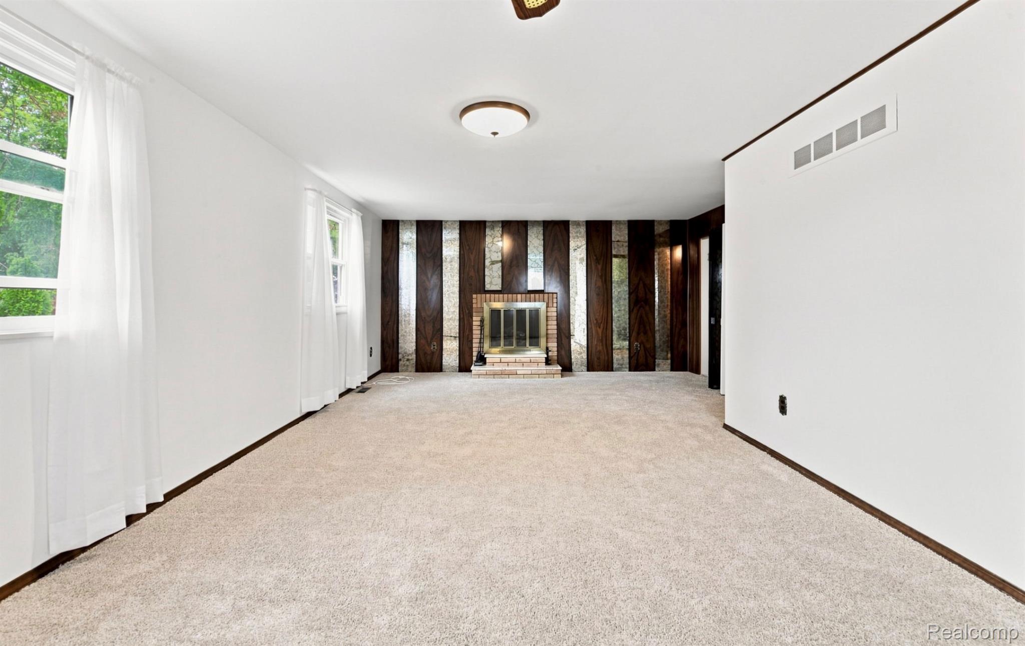 13200 Mercier Street Property Photo 20