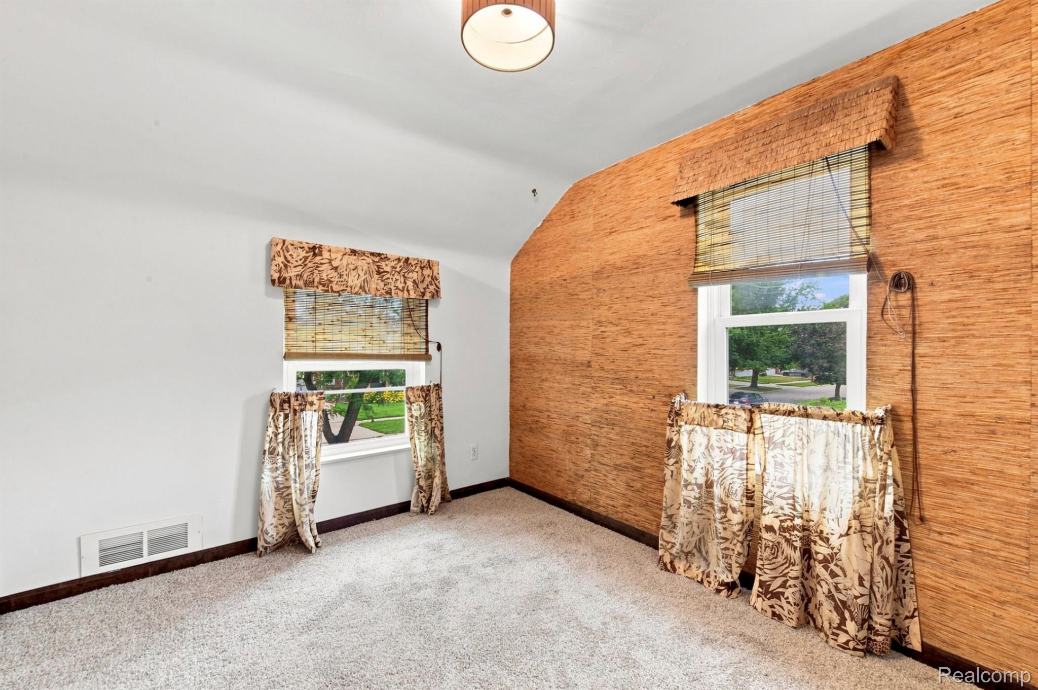 13200 Mercier Street Property Photo 27