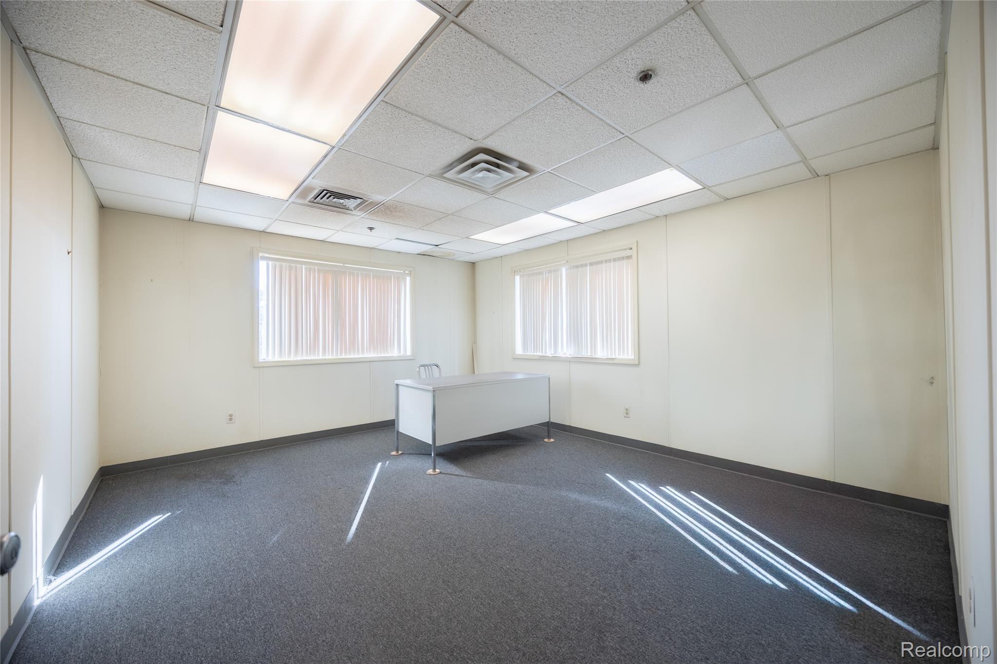 1295 S Parker Street Property Photo 18