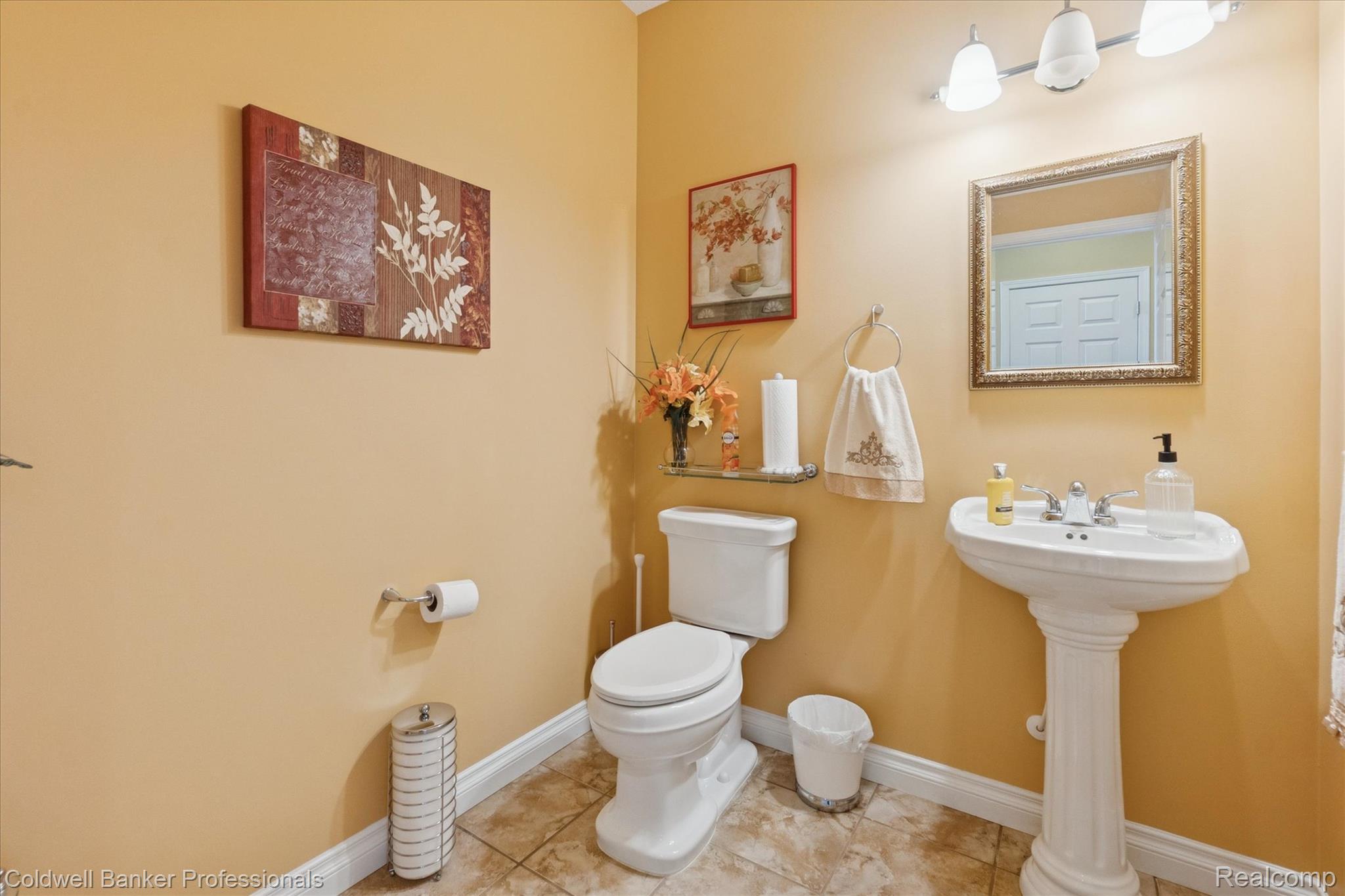 13065 White Oaks Property Photo 27