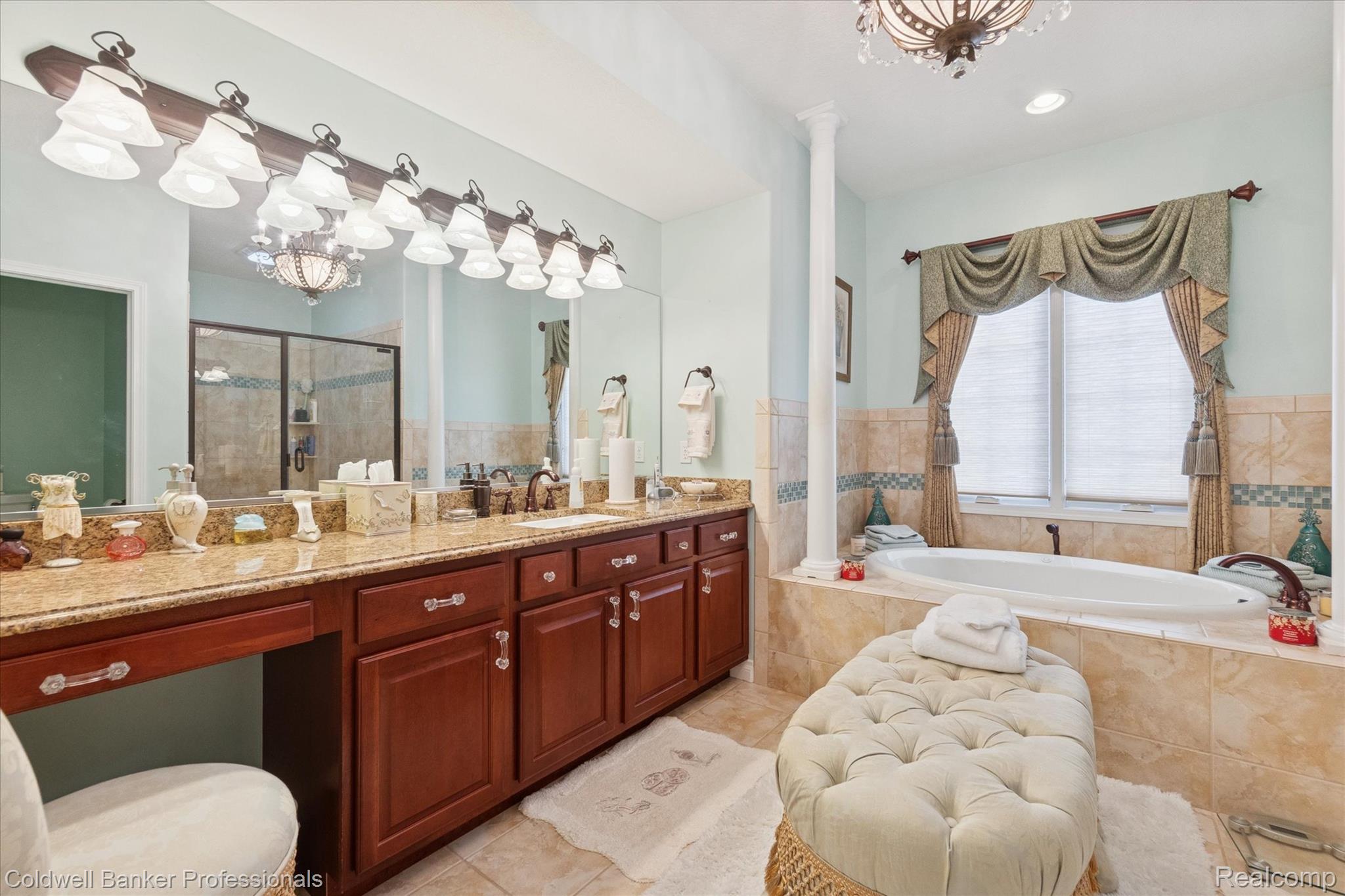 13065 White Oaks Property Photo 31