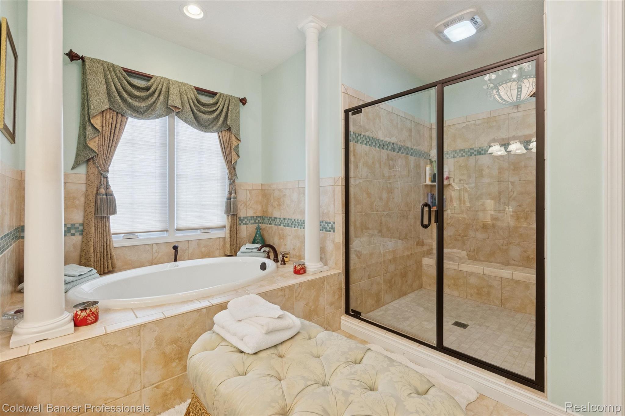 13065 White Oaks Property Photo 32