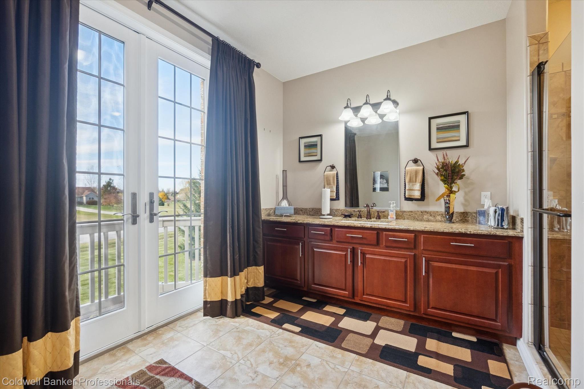 13065 White Oaks Property Photo 39