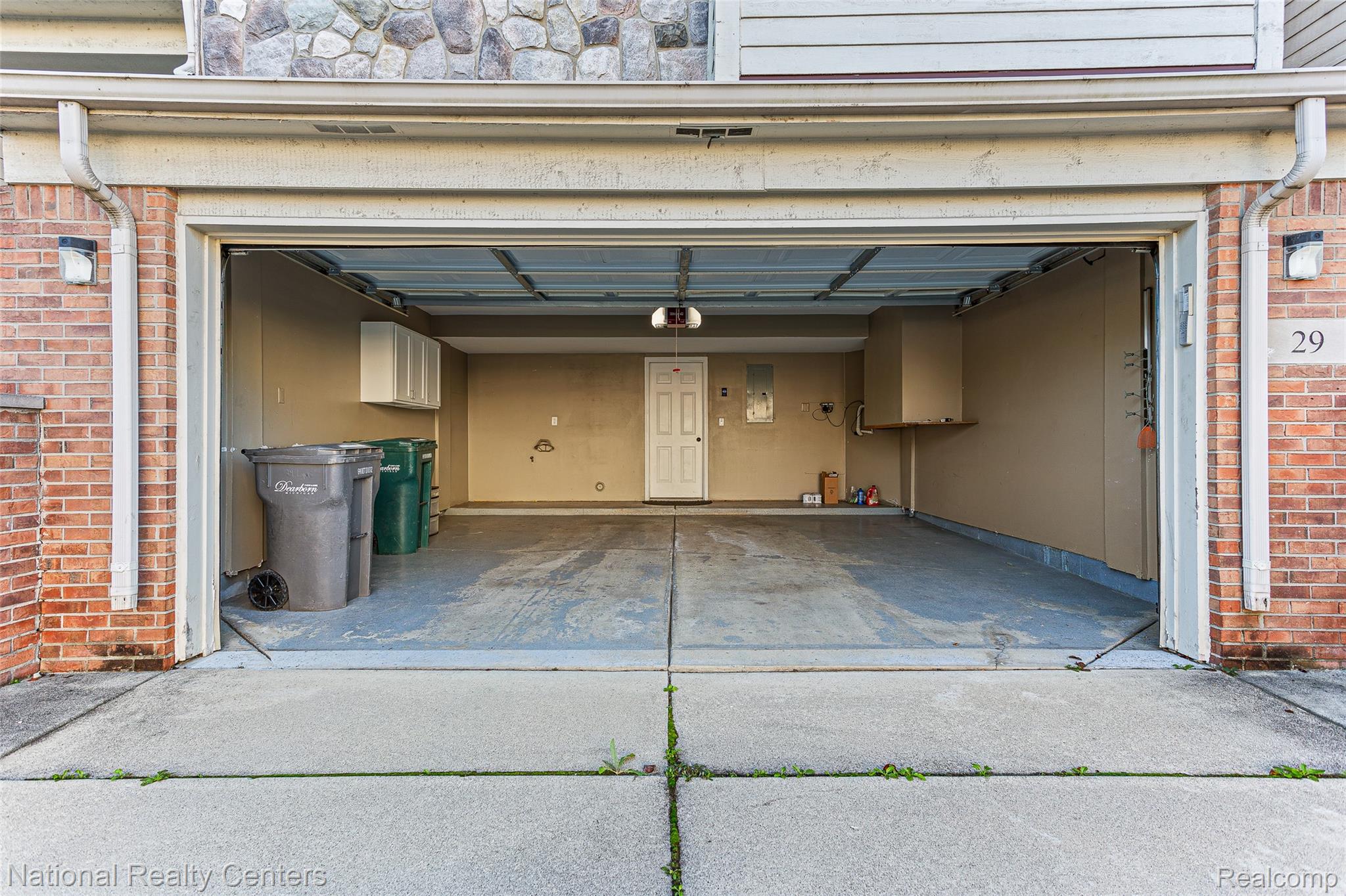 29 Lyons Court Property Photo 6