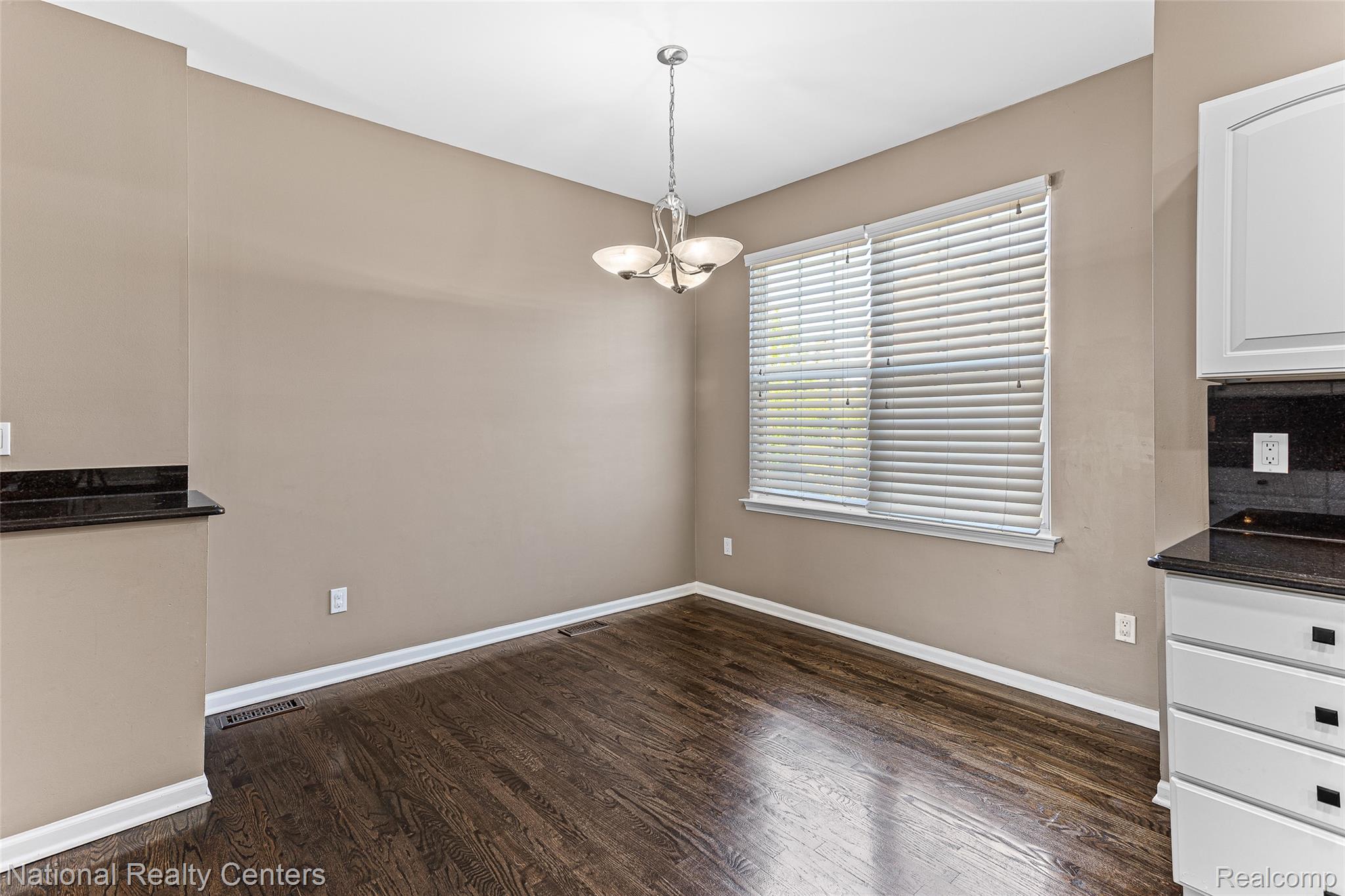 29 Lyons Court Property Photo 24