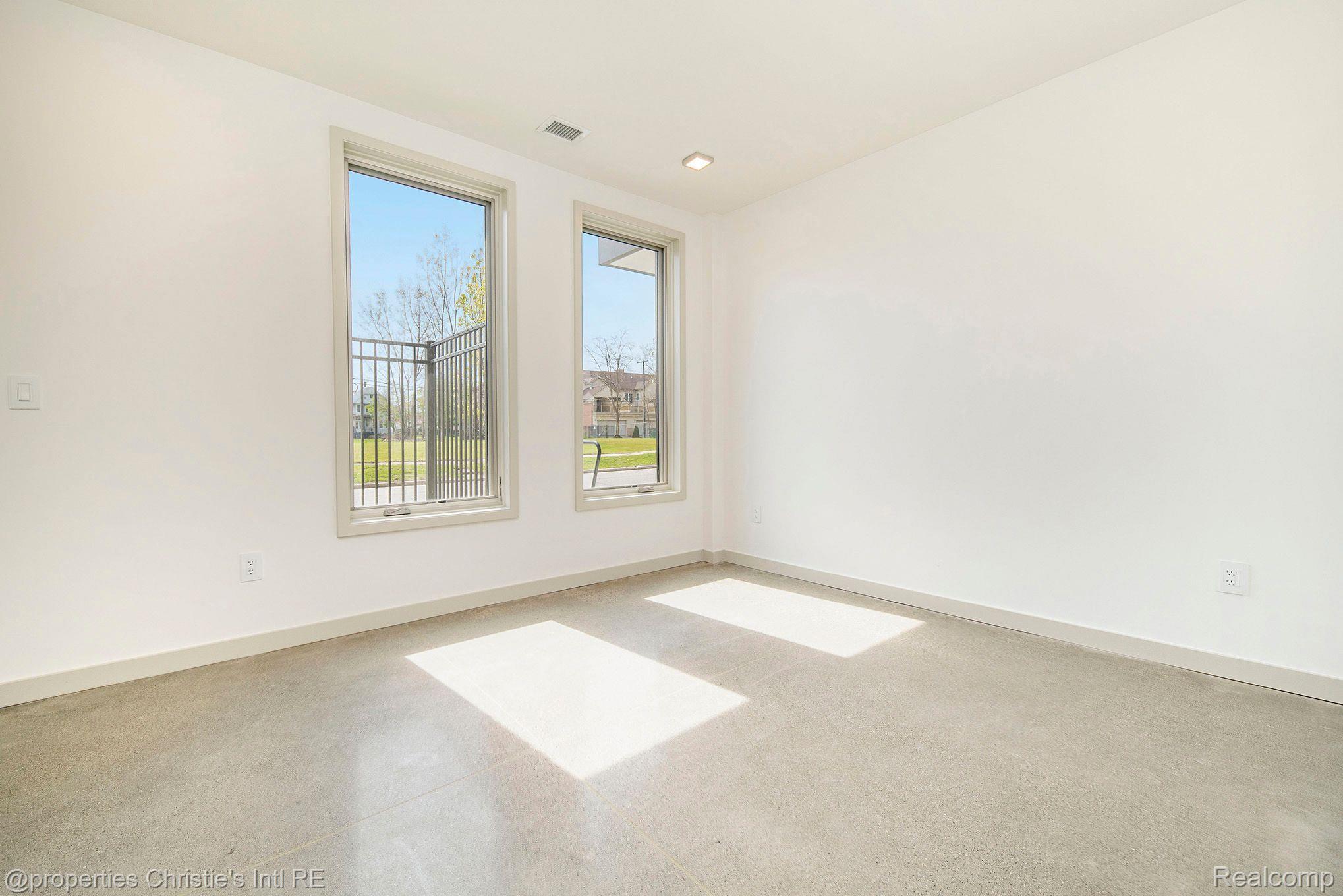 1454 Townsend 26 Property Photo 13
