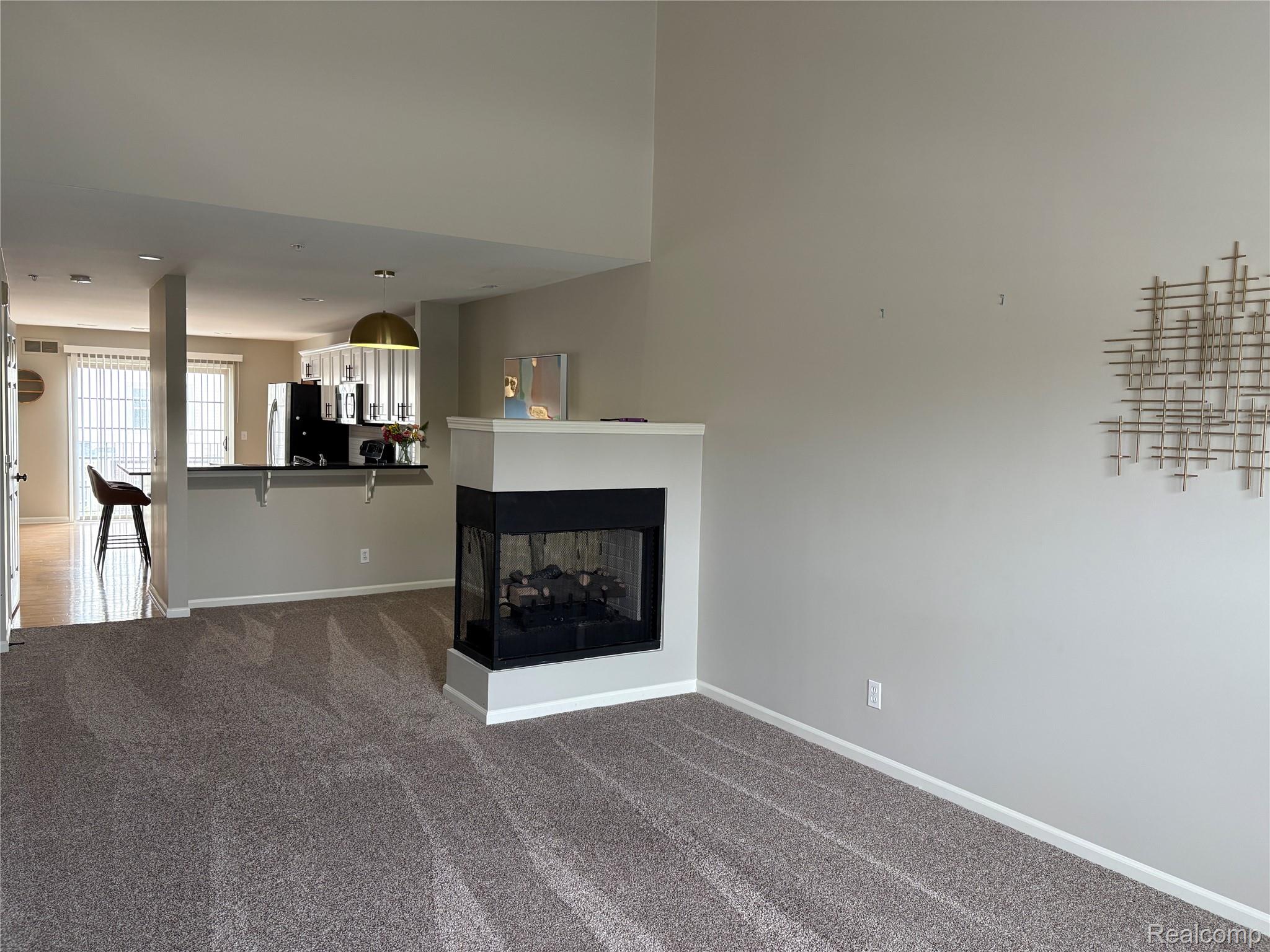 3178 Camden Drive 83 Property Photo 8