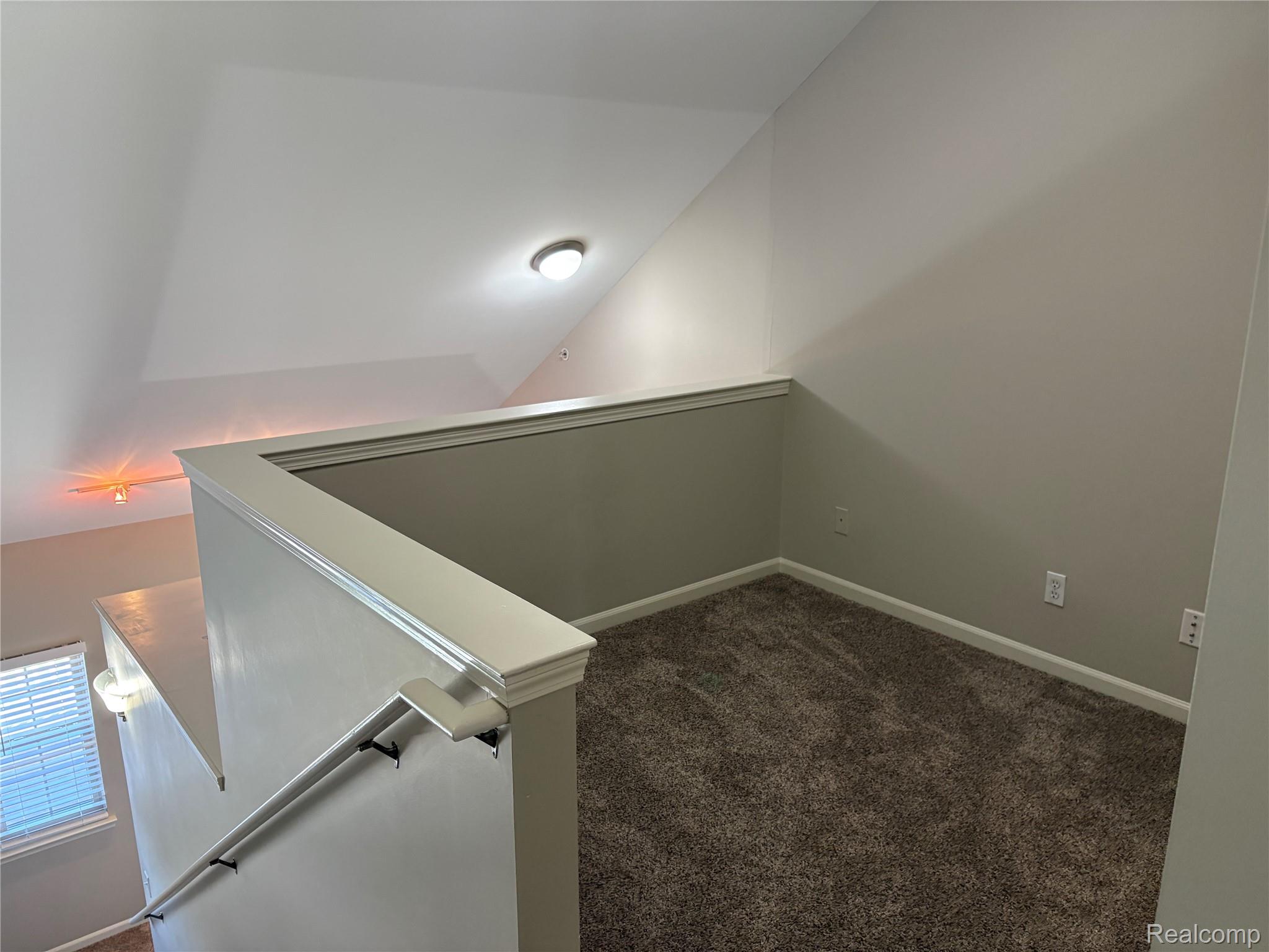 3178 Camden Drive 83 Property Photo 14