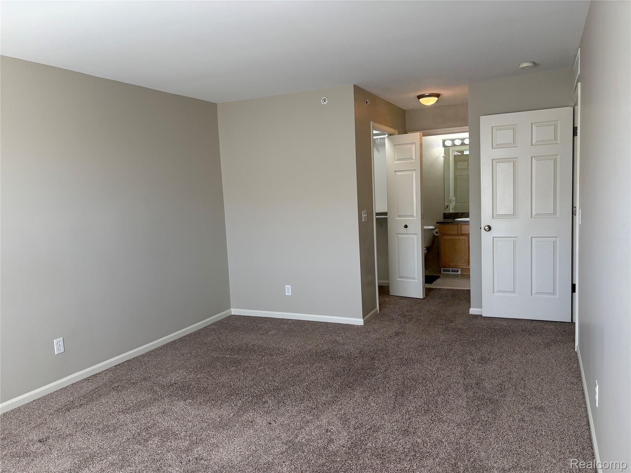 3178 Camden Drive 83 Property Photo 17