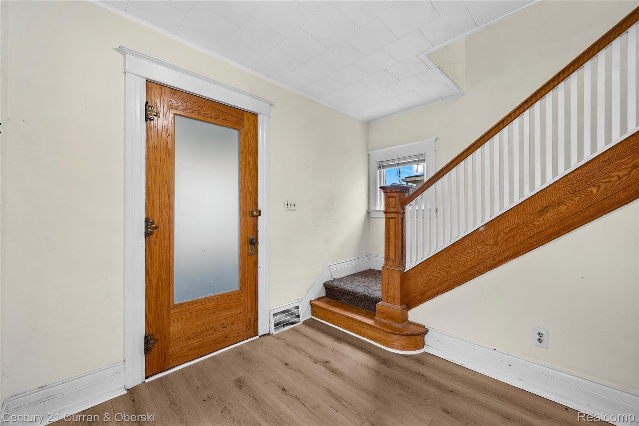 902 S Washington Avenue Property Photo 2