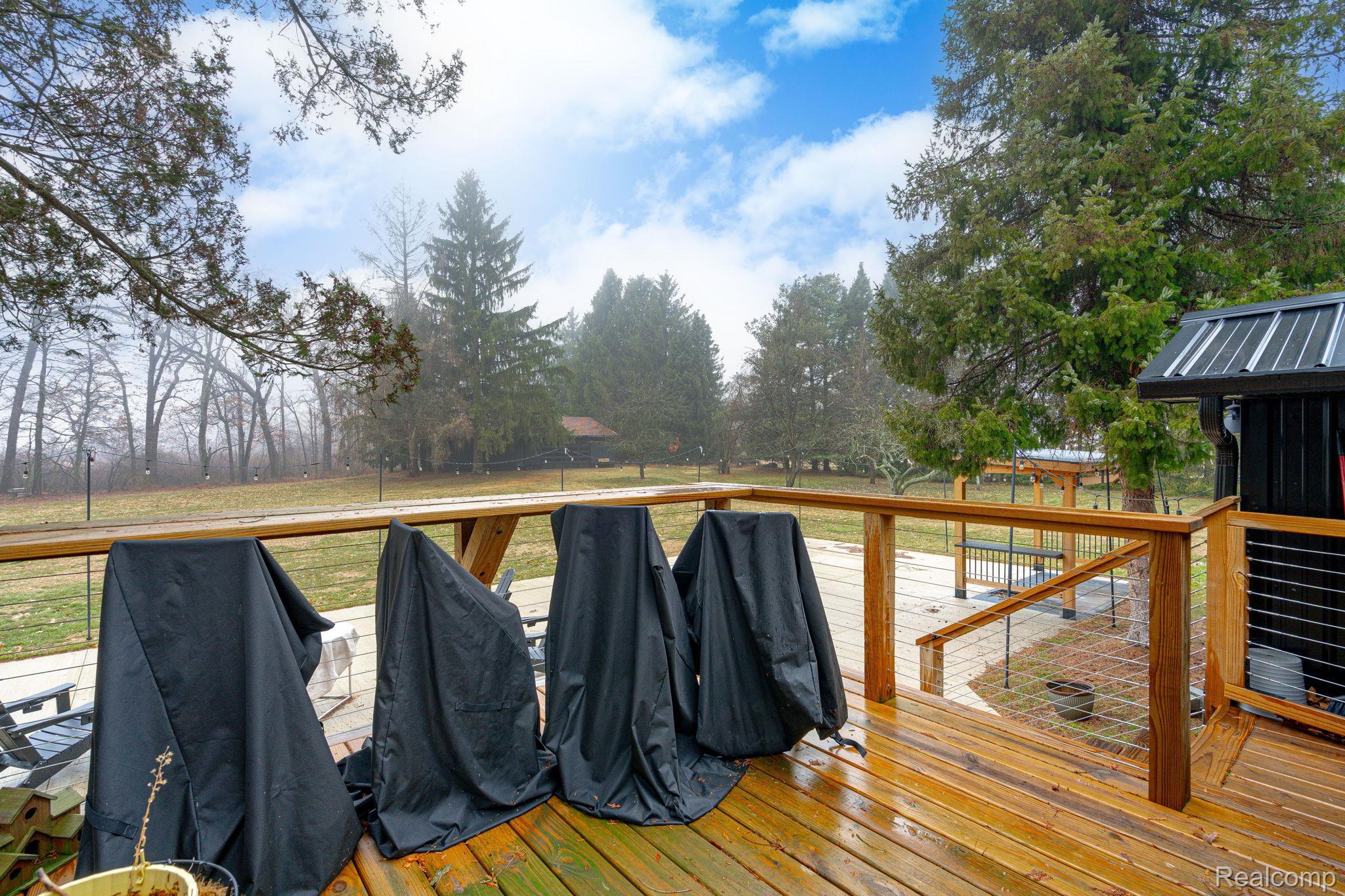 6803 Napoleon Road Property Photo 10