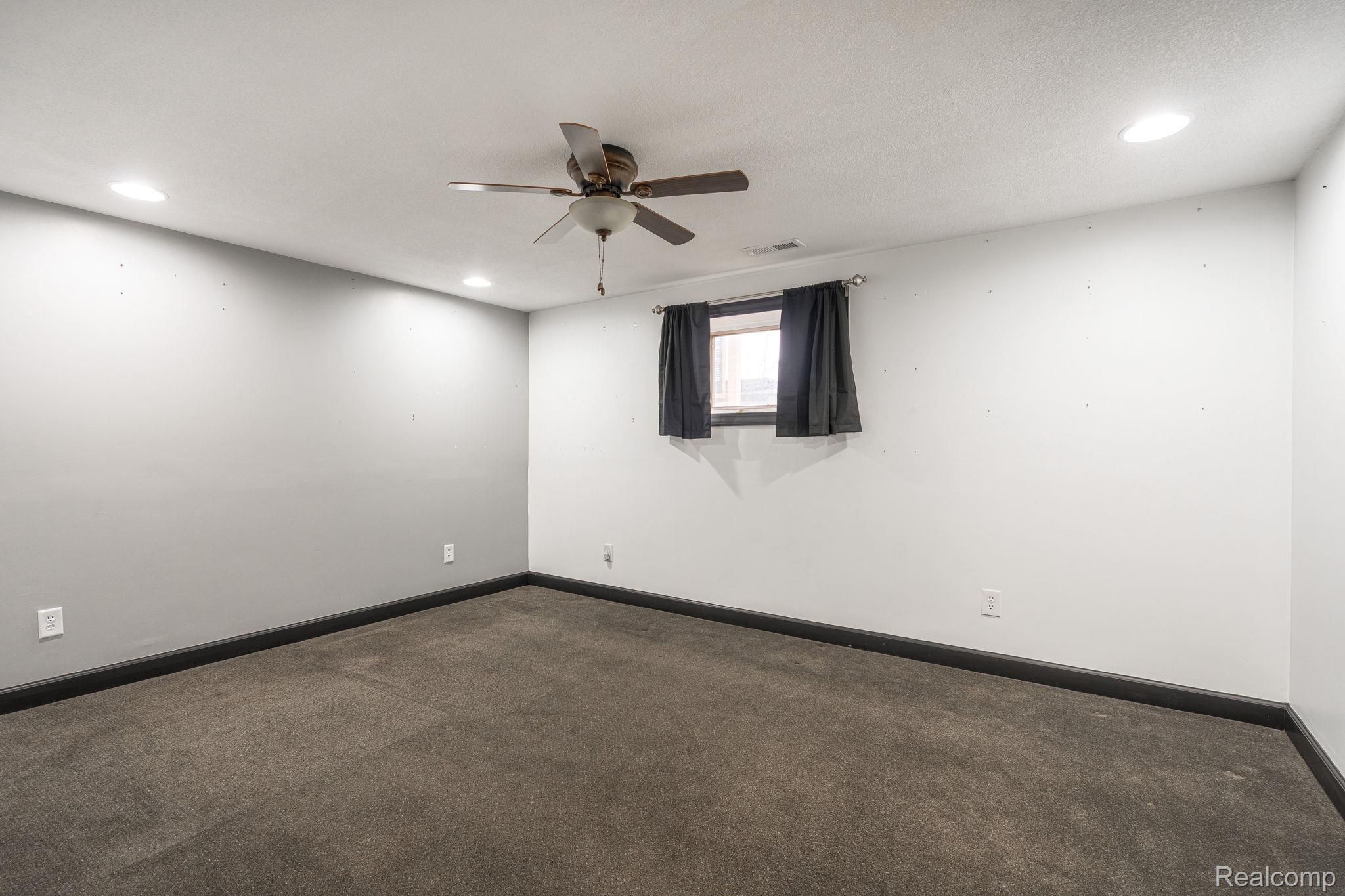 6803 Napoleon Road Property Photo 52
