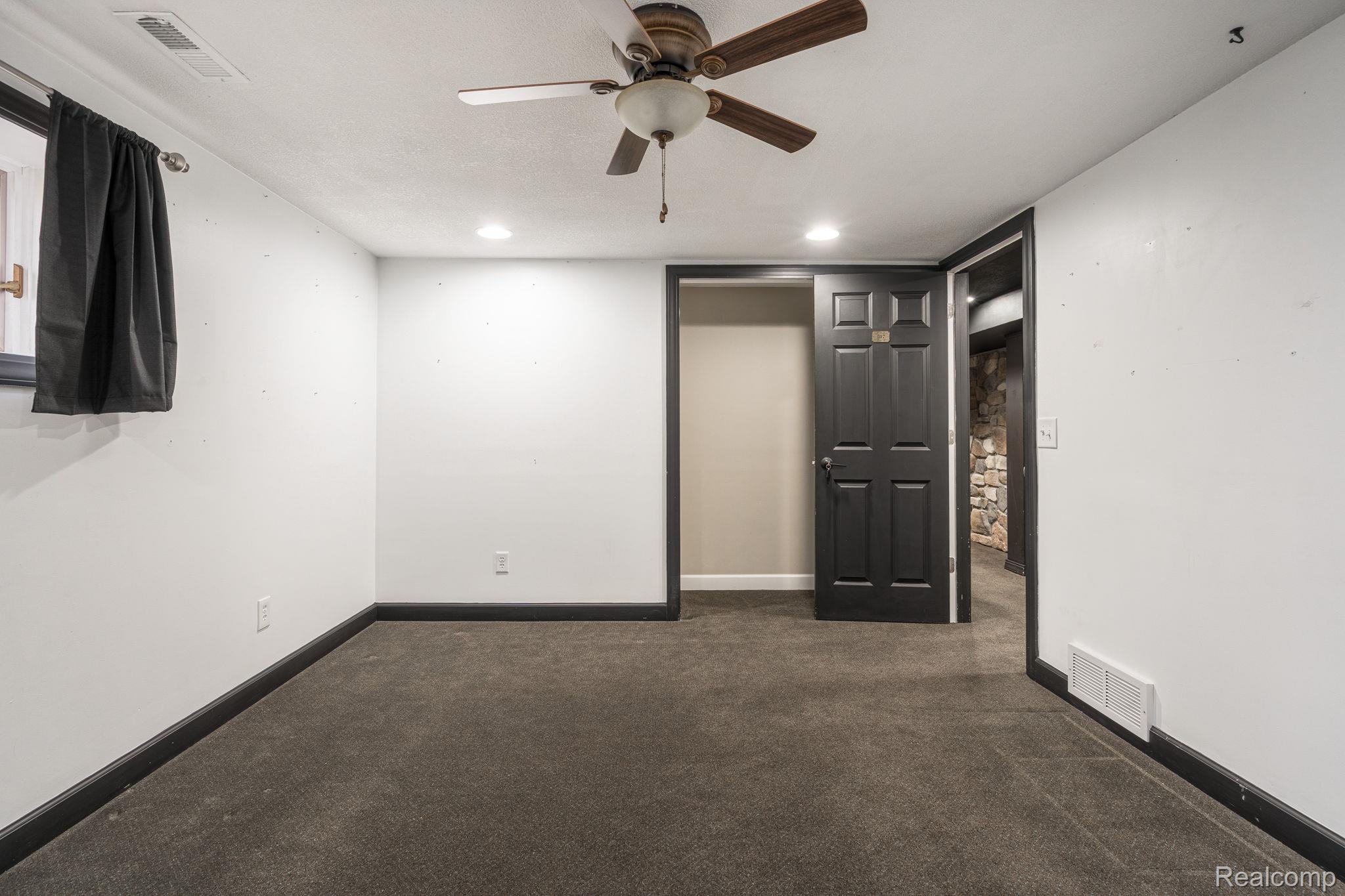 6803 Napoleon Road Property Photo 53