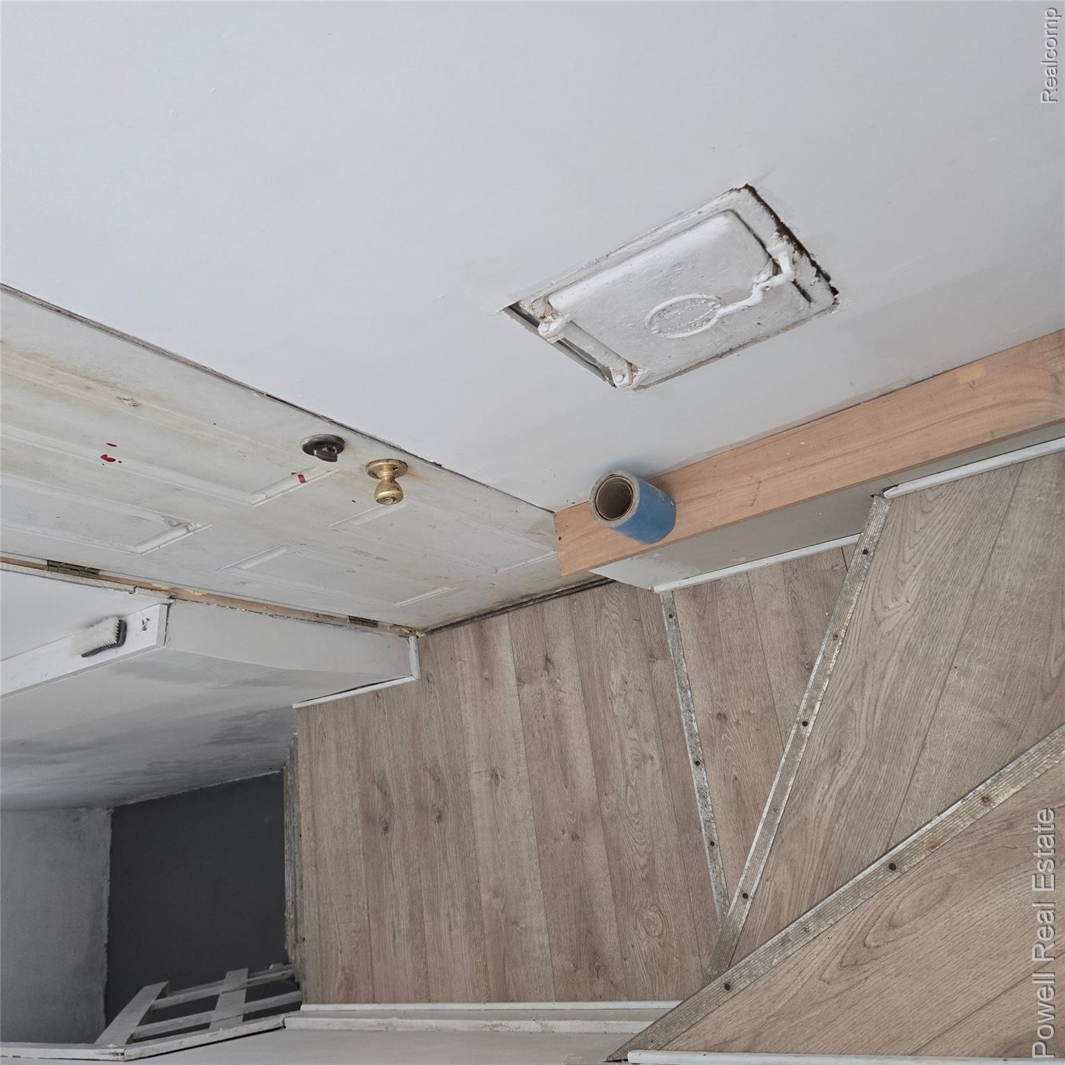 4670 Devonshire Road Property Photo 12