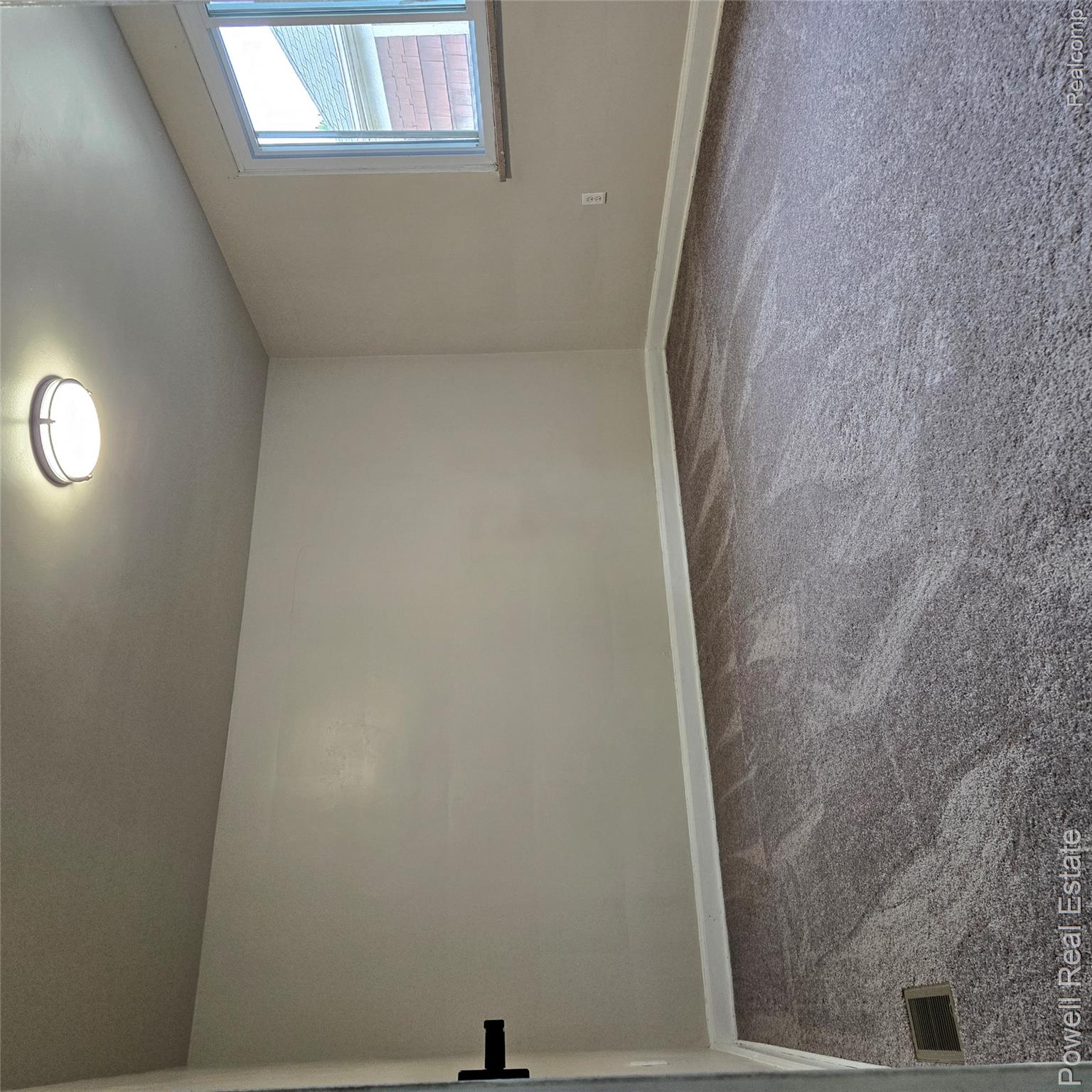 4670 Devonshire Road Property Photo 16