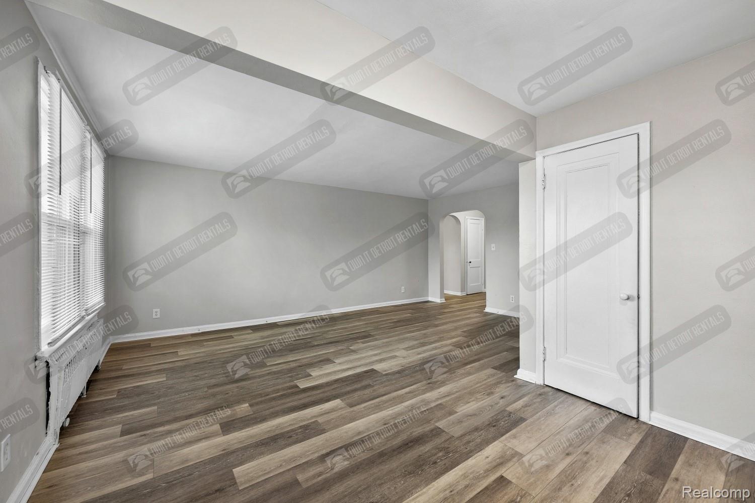 1000 Merton #5 Road Property Photo 8